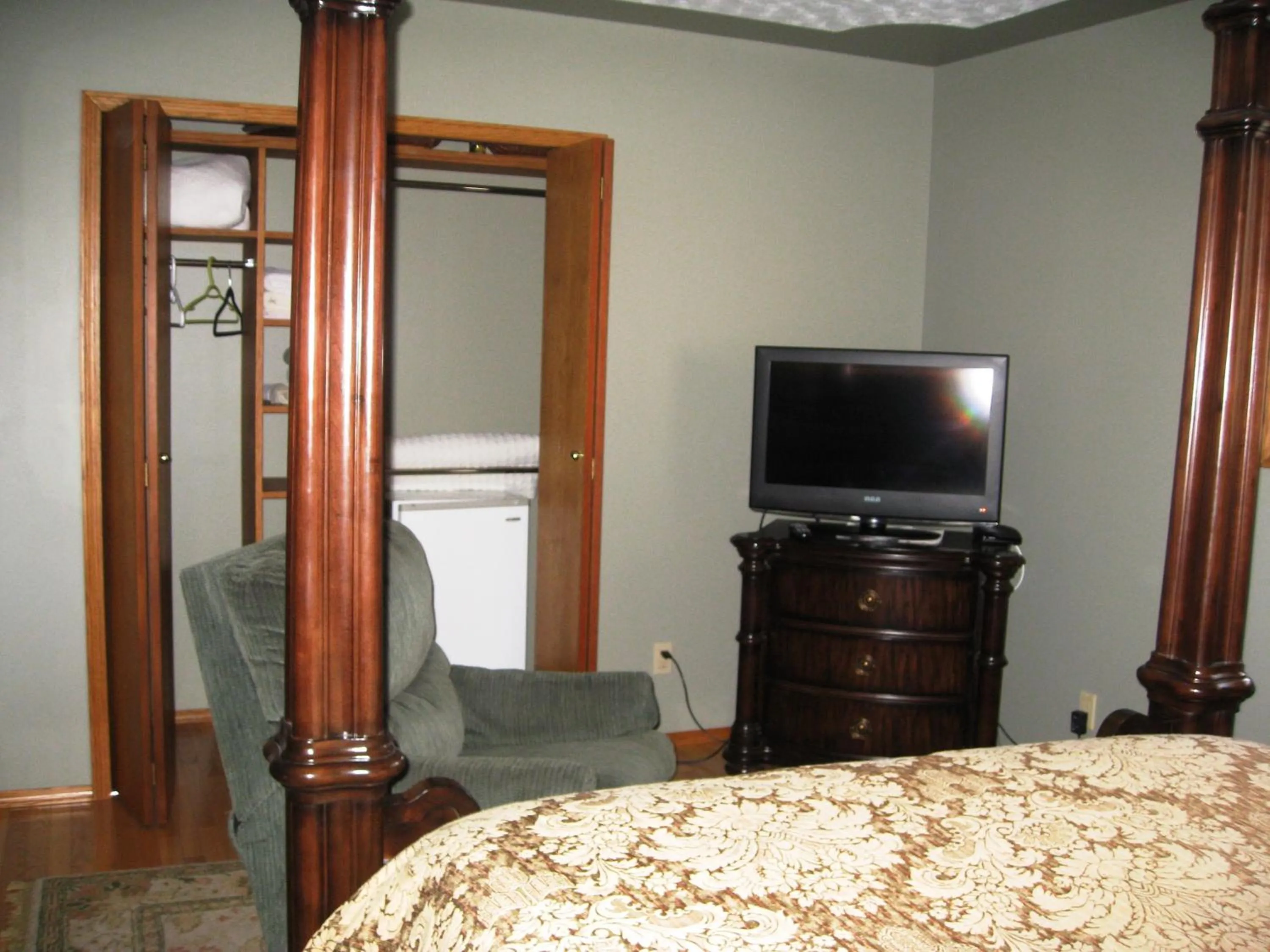 Bed in McDougall Lane Bed & Breakfast