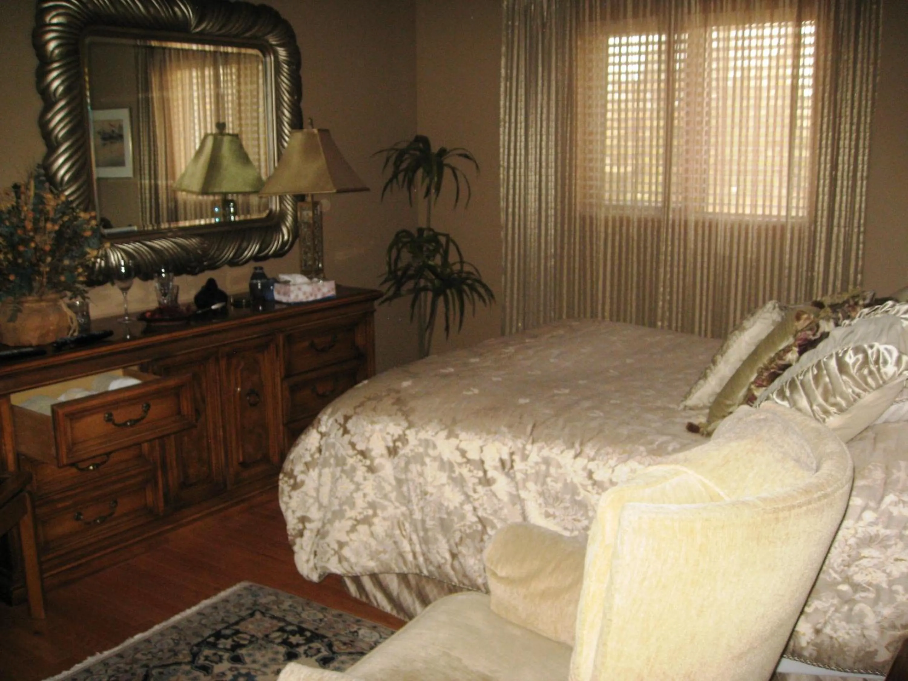 Bed in McDougall Lane Bed & Breakfast
