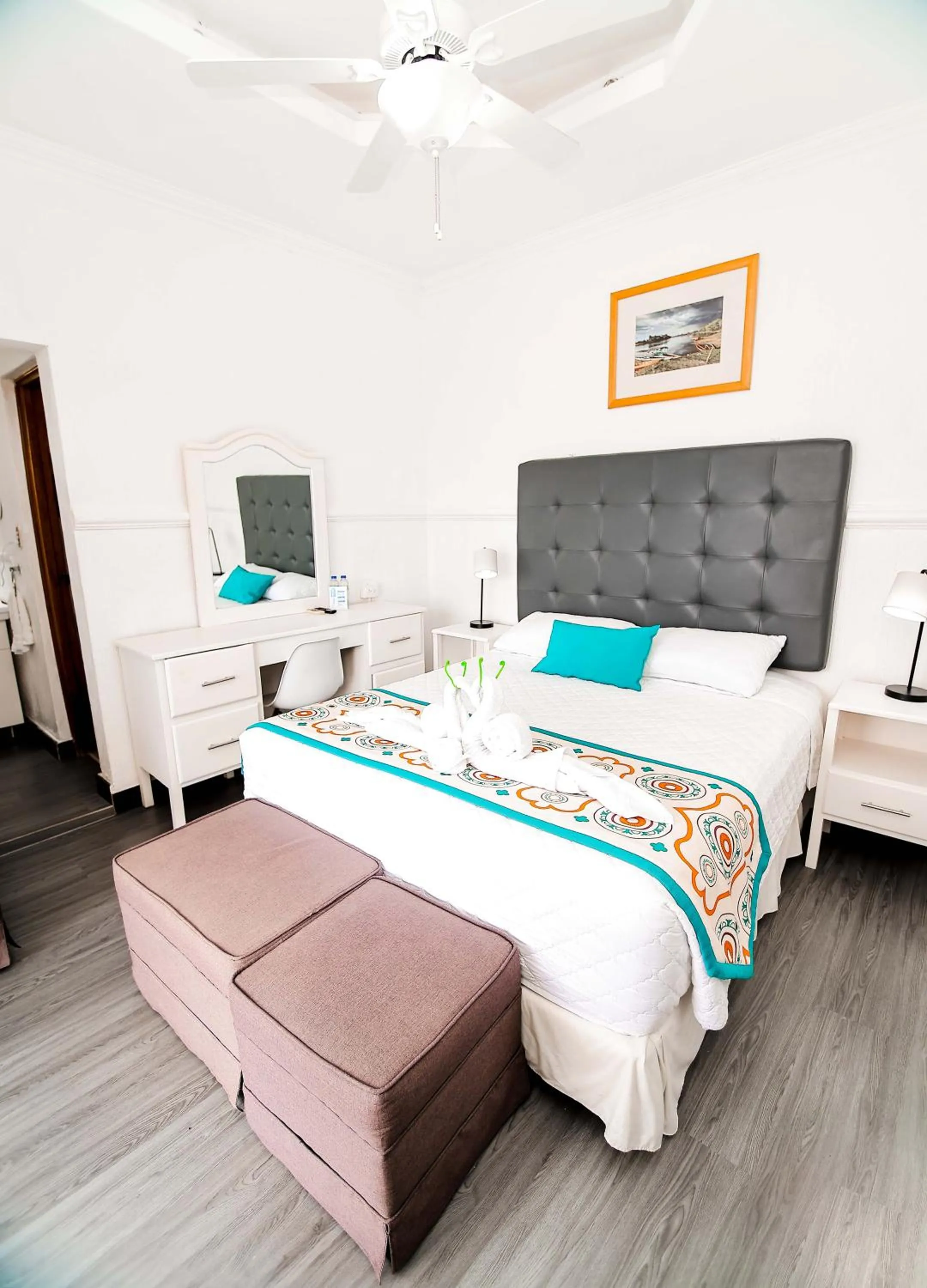 Bed in Hotel Villa del Lago