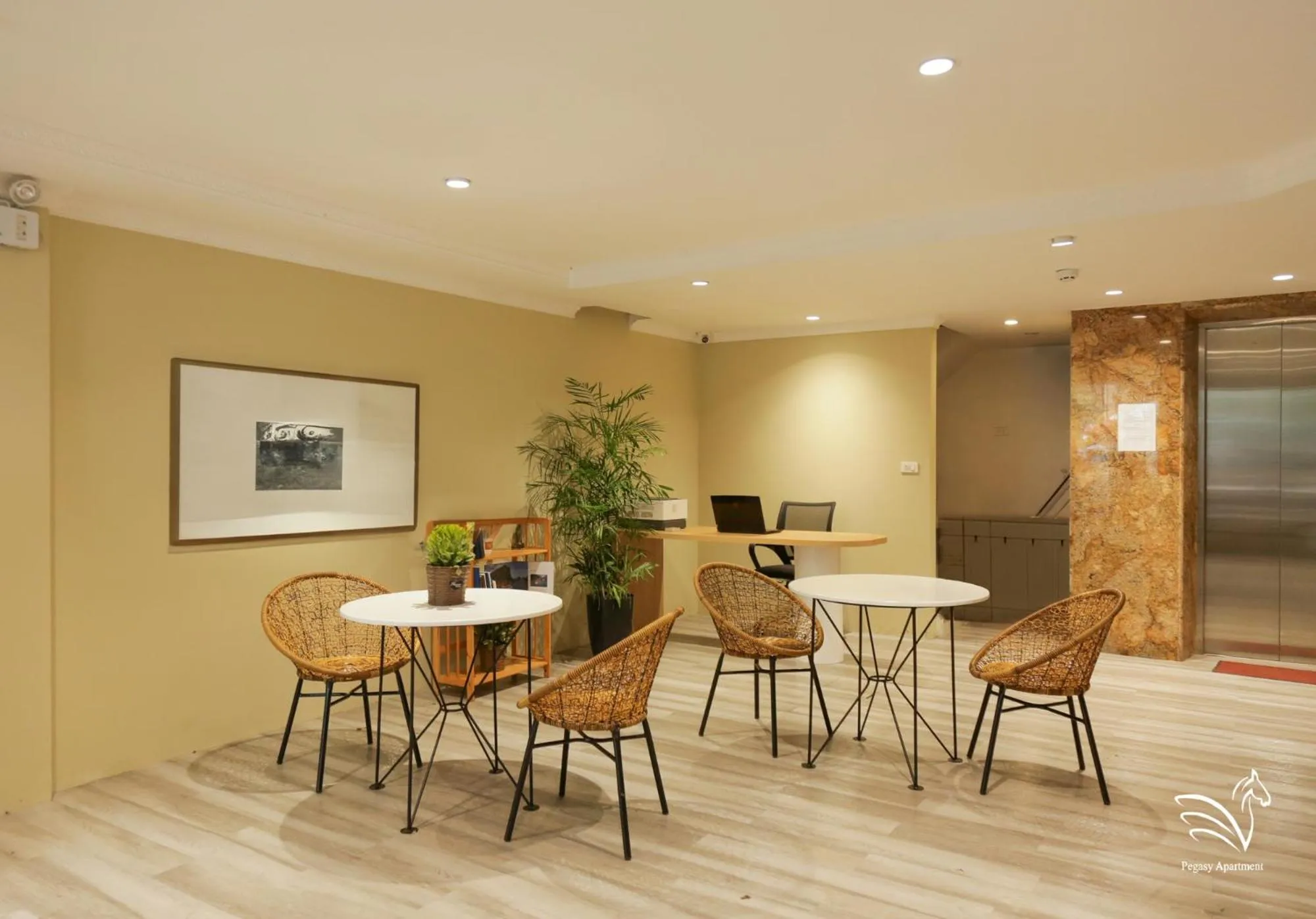 Lobby or reception in Pegasy Apartments & Travel