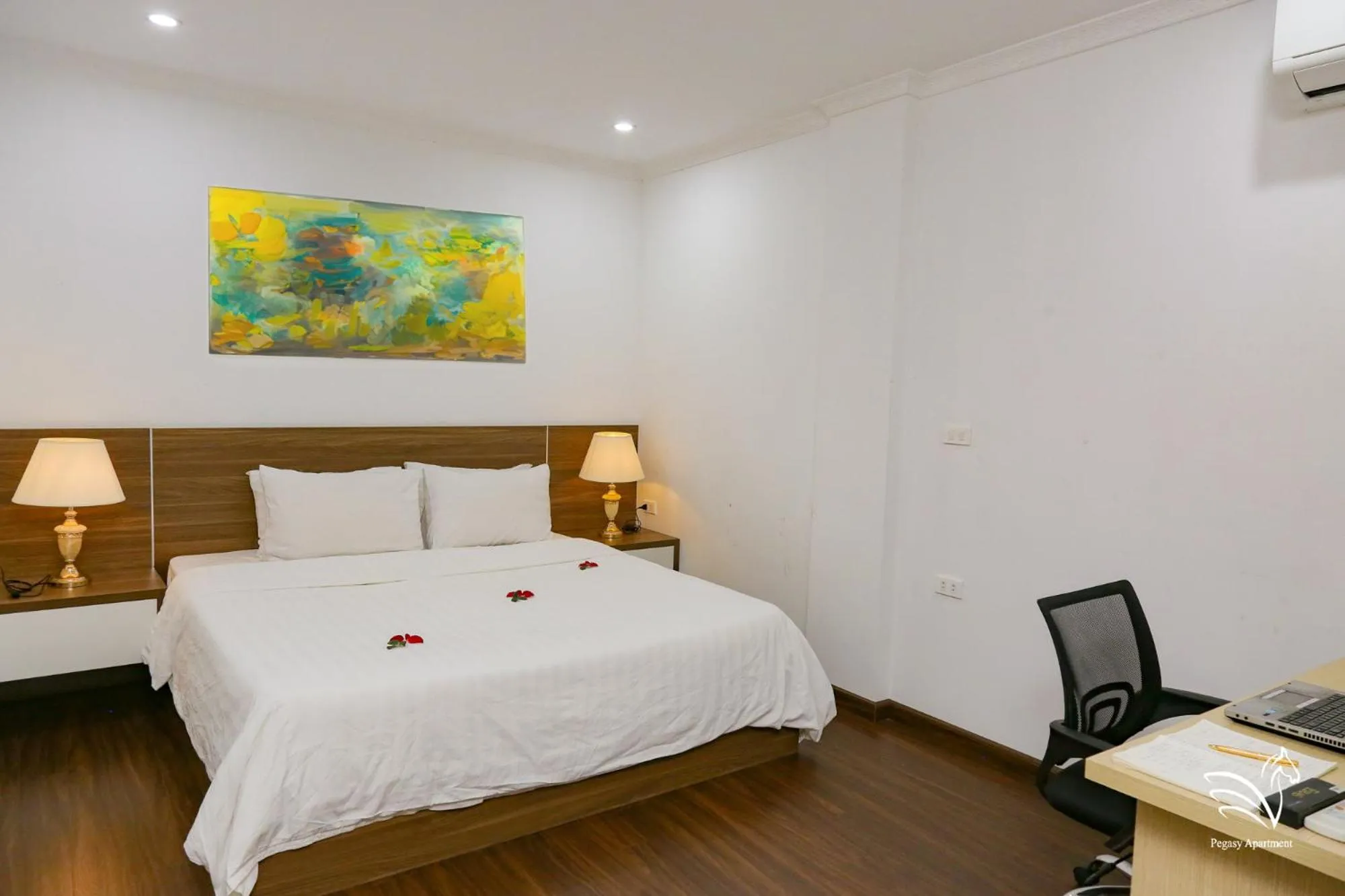 Bed in Pegasy Apartments & Travel