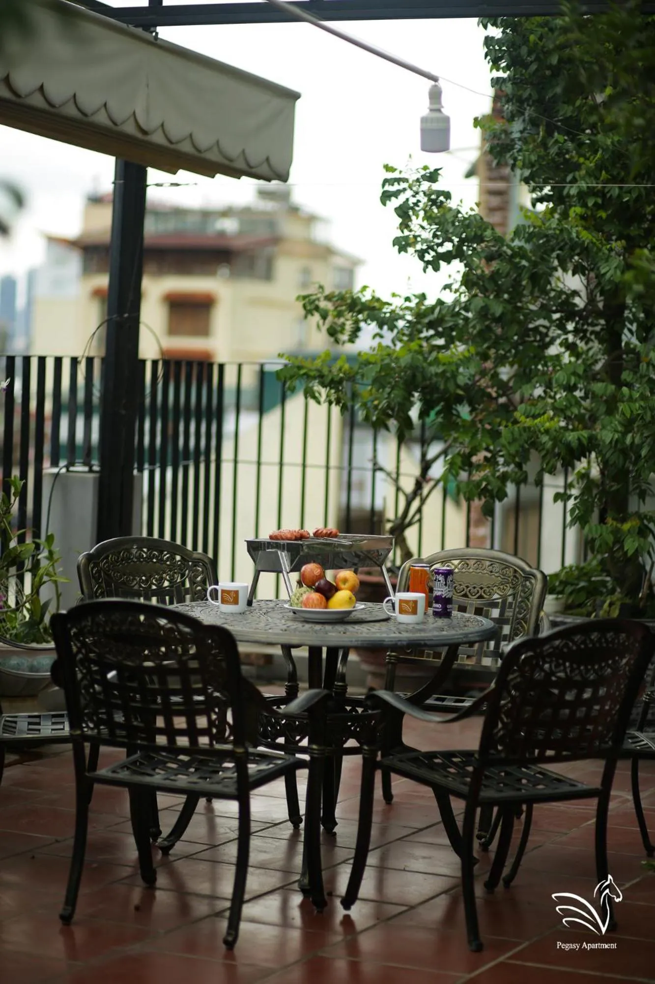 Garden in Pegasy Apartments & Travel