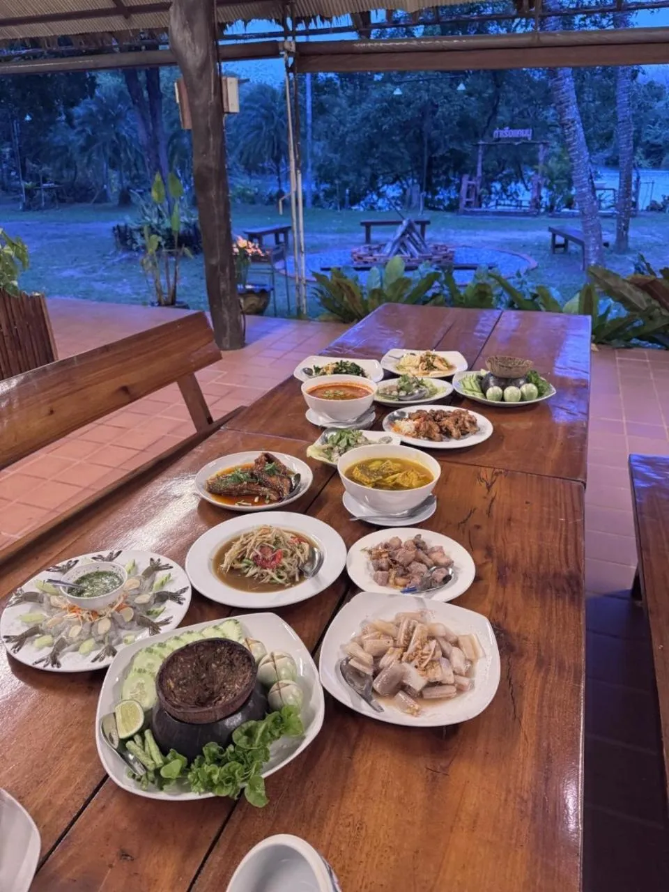 Food and drinks in Sawasdee Lagoon Camping & Restaurant