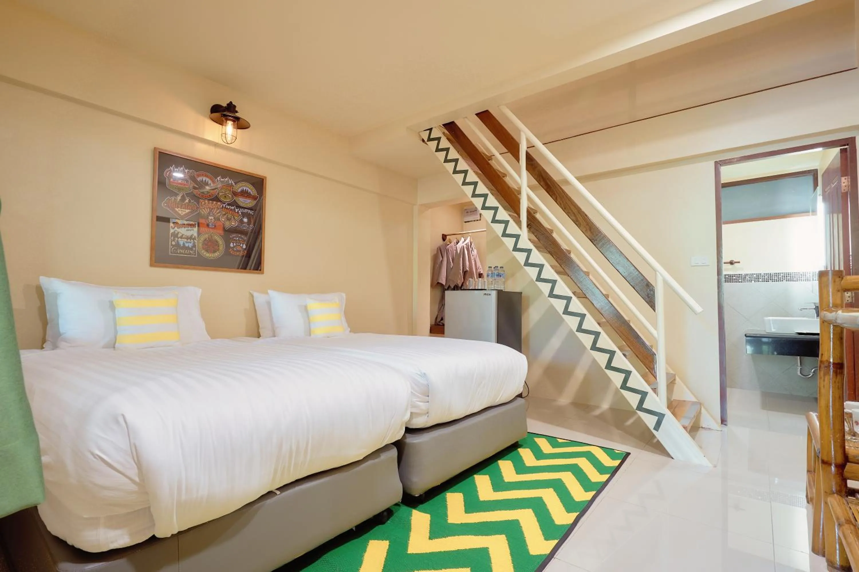 Bed in Sawasdee Lagoon Camping & Restaurant