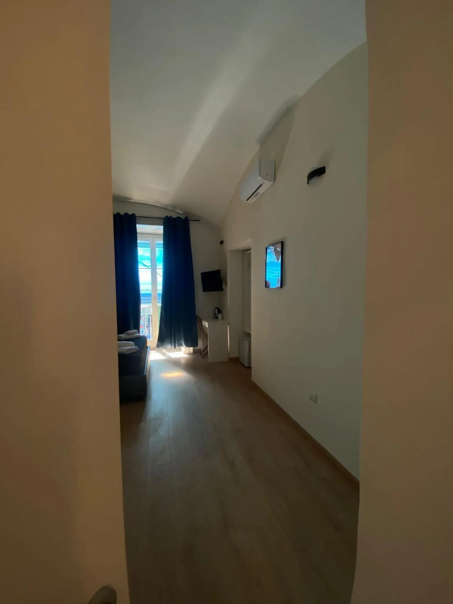 TV/Entertainment Center in Maison Dante