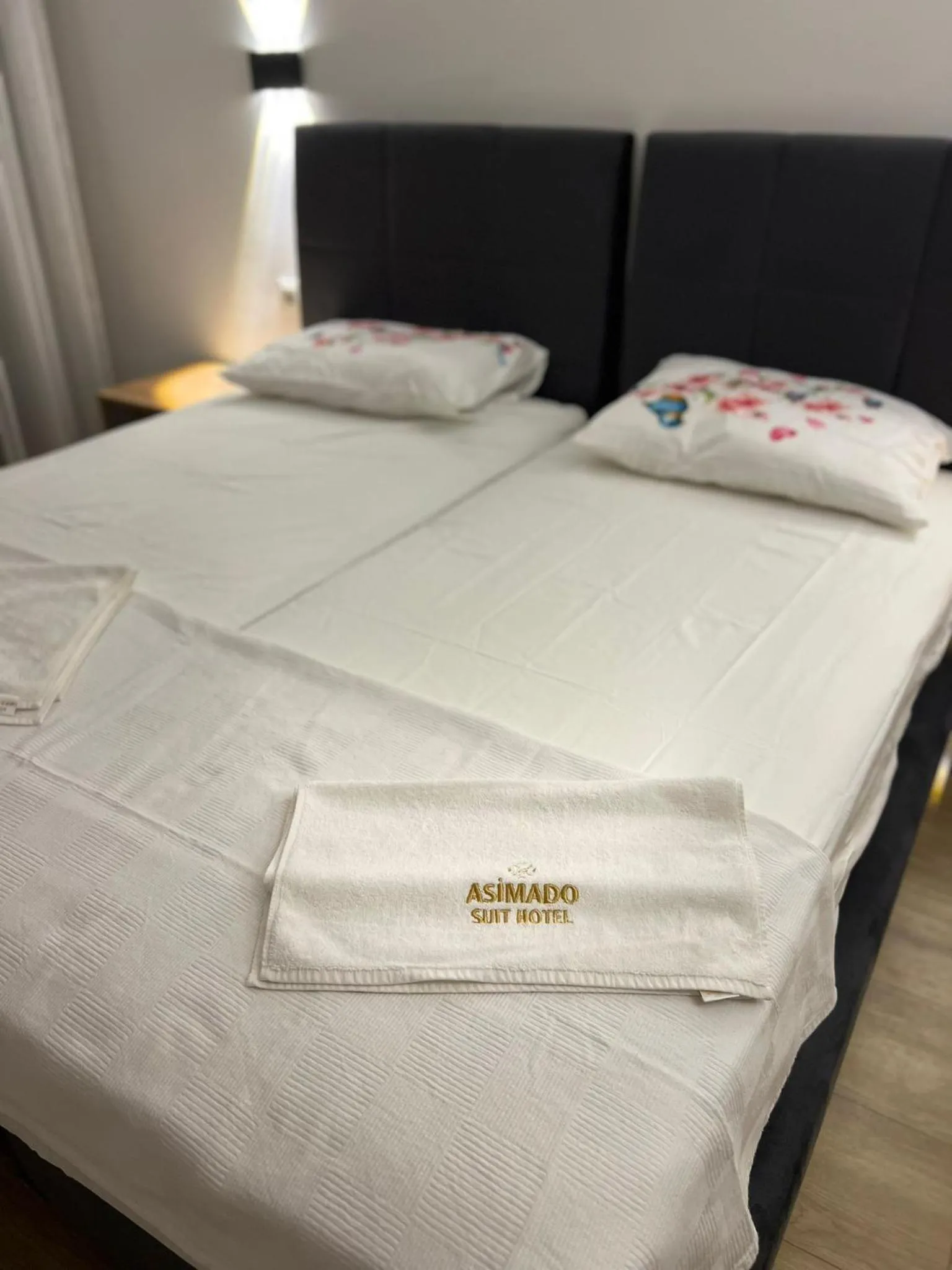 Bedroom, Bed in Asimado Hotel