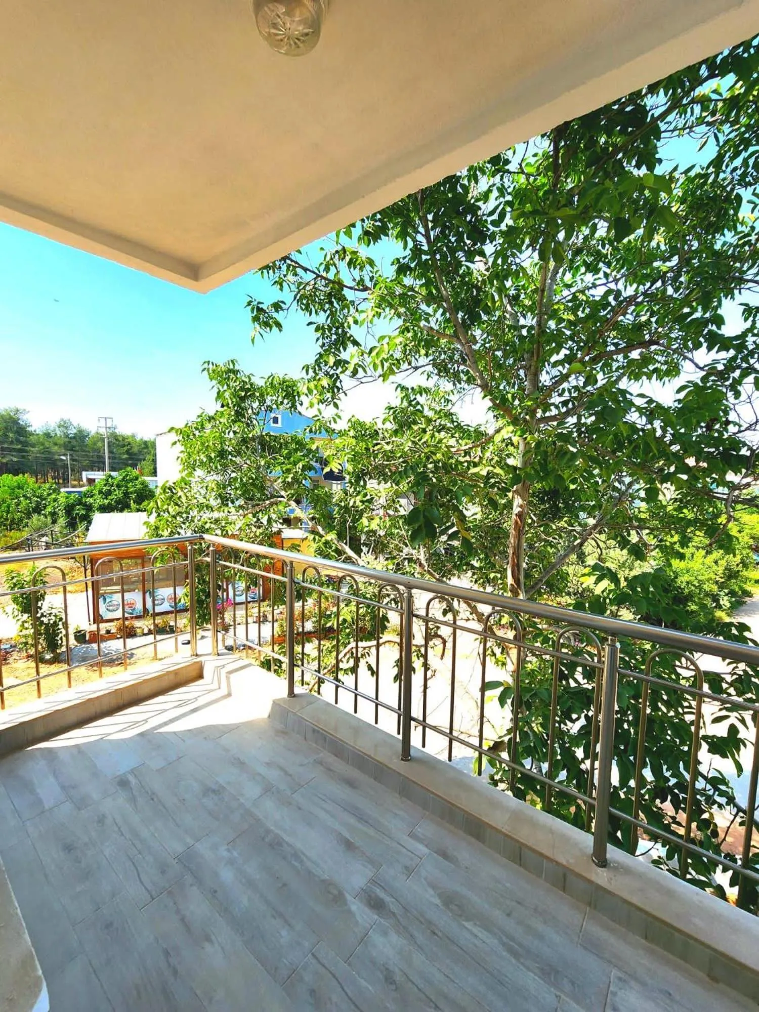 Day in Asimado Hotel