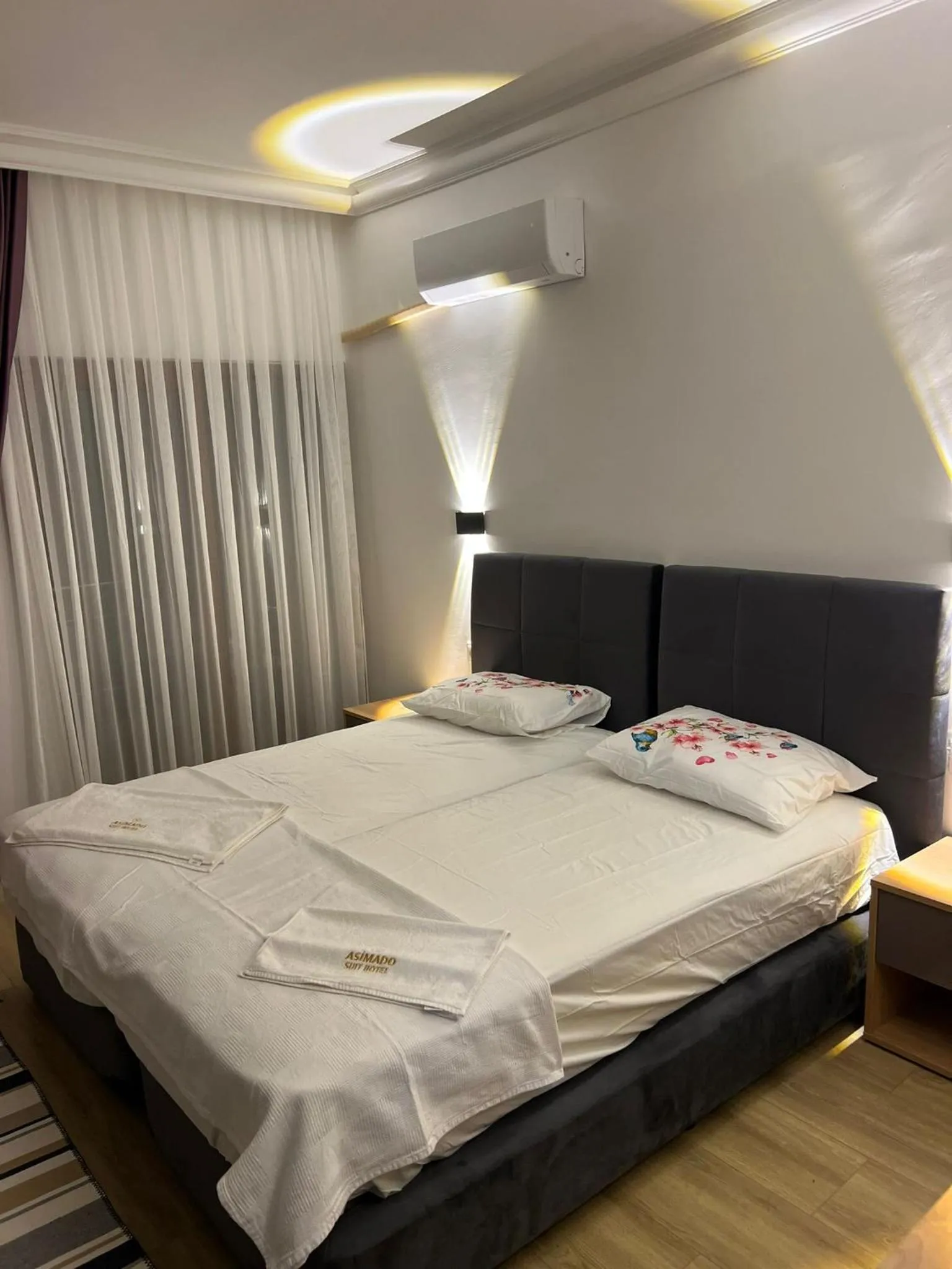 Bed in Asimado Hotel