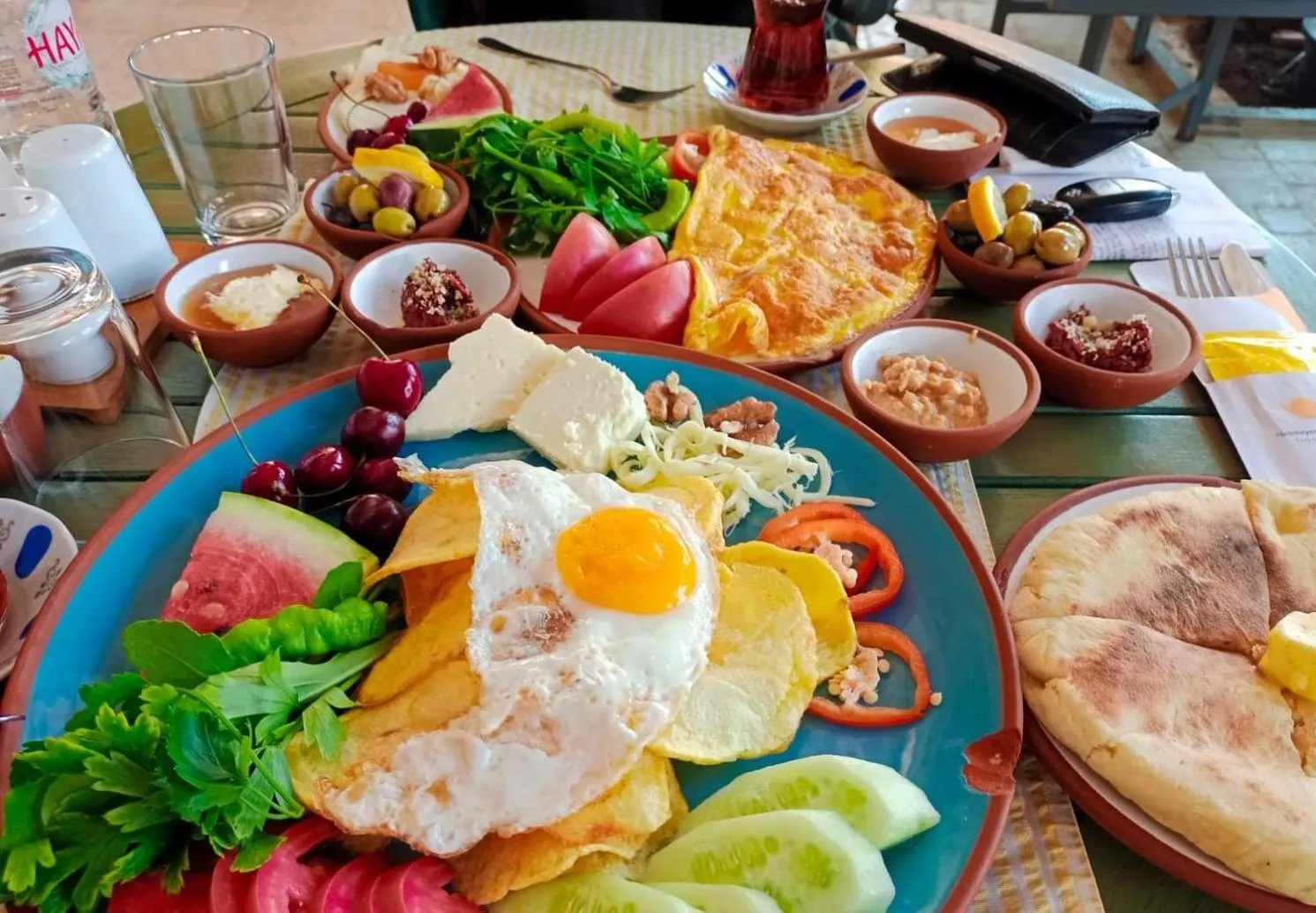 Restaurant/places to eat in Asimado Hotel