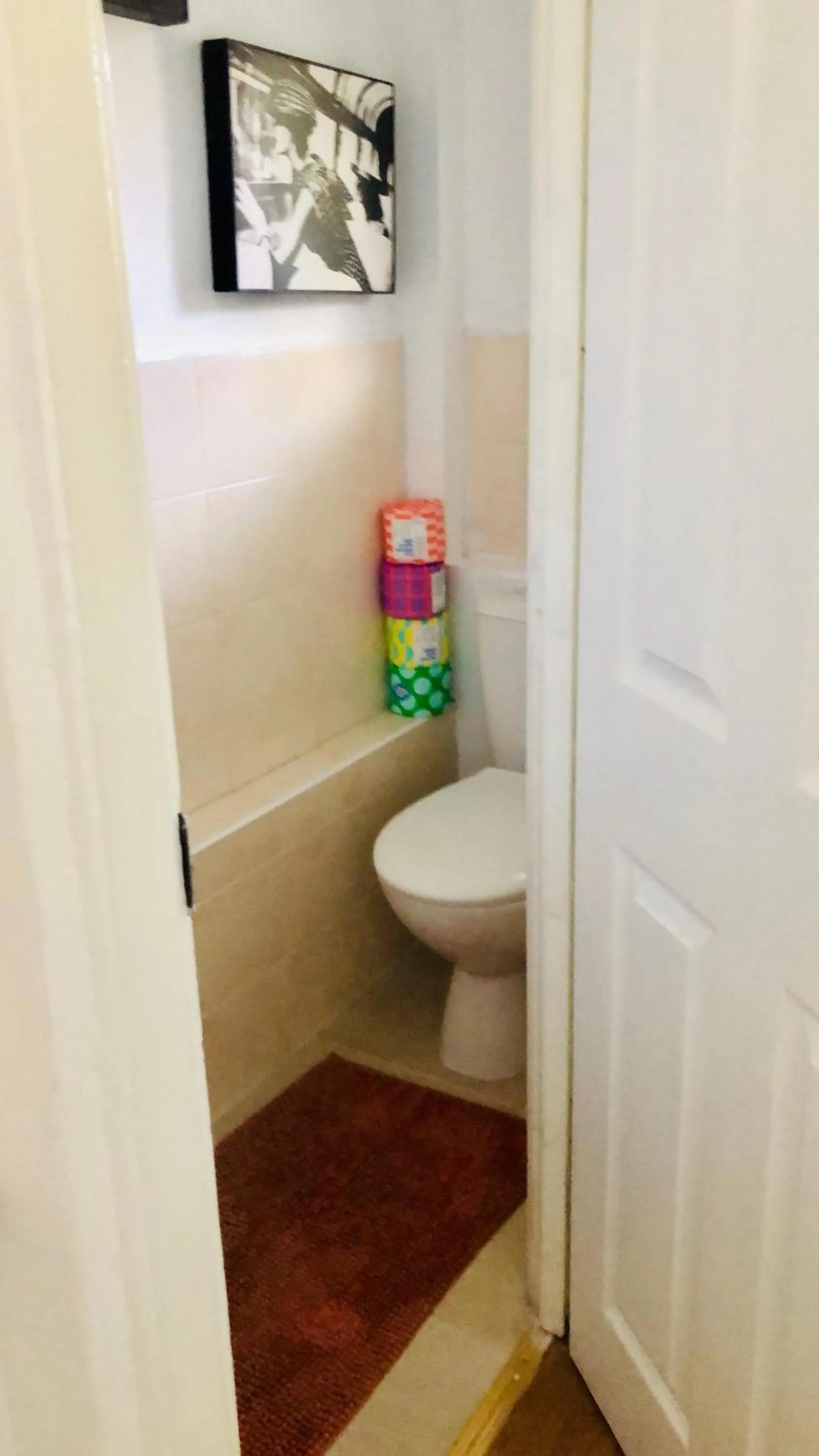 City location- 2 bedroom apartment
