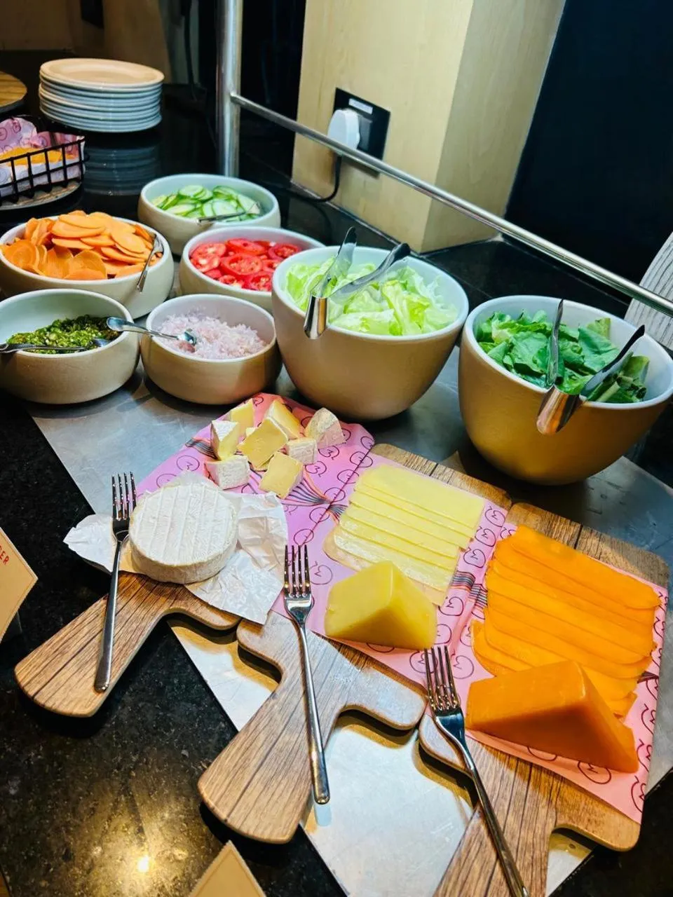 Buffet breakfast in Ginger Mumbai Airport