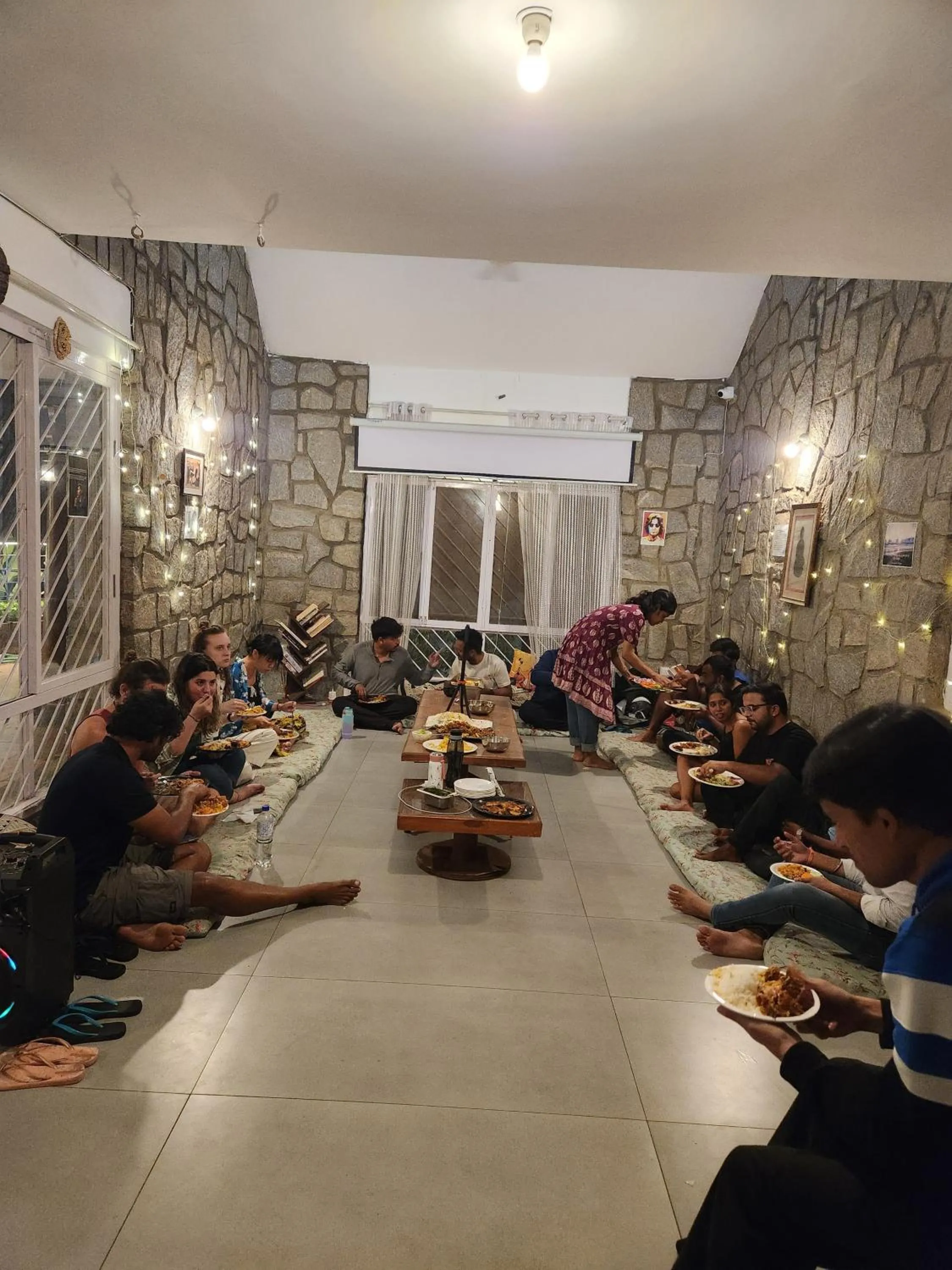 Living room in BYOC Hostels - Indiranagar