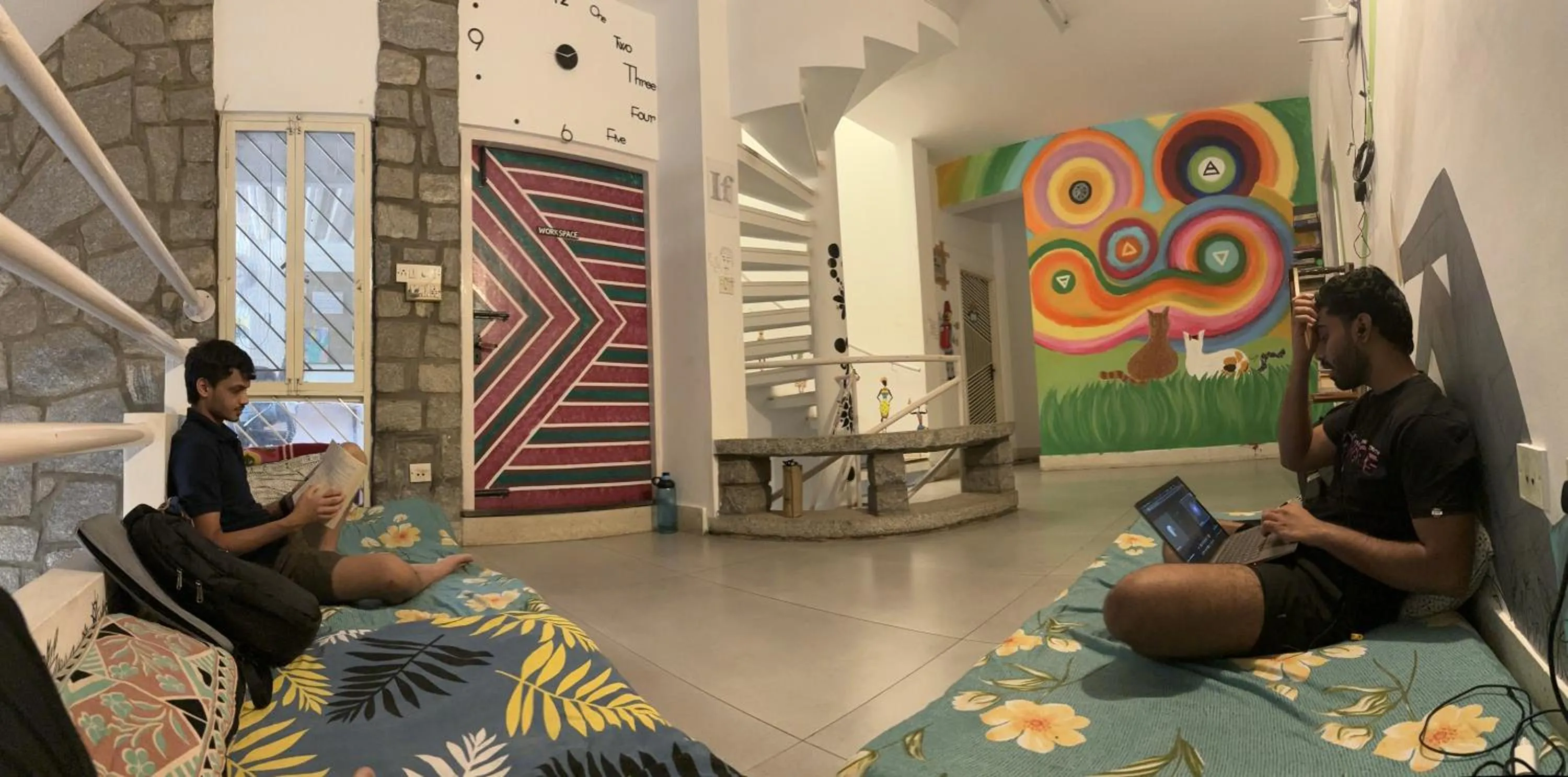 Living room in BYOC Hostels - Indiranagar