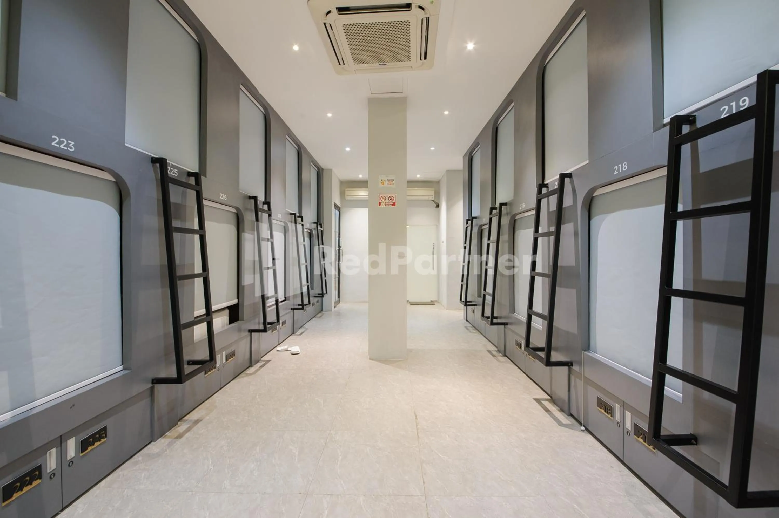 Other in Ketje Luxury Capsule Mitra RedDoorz