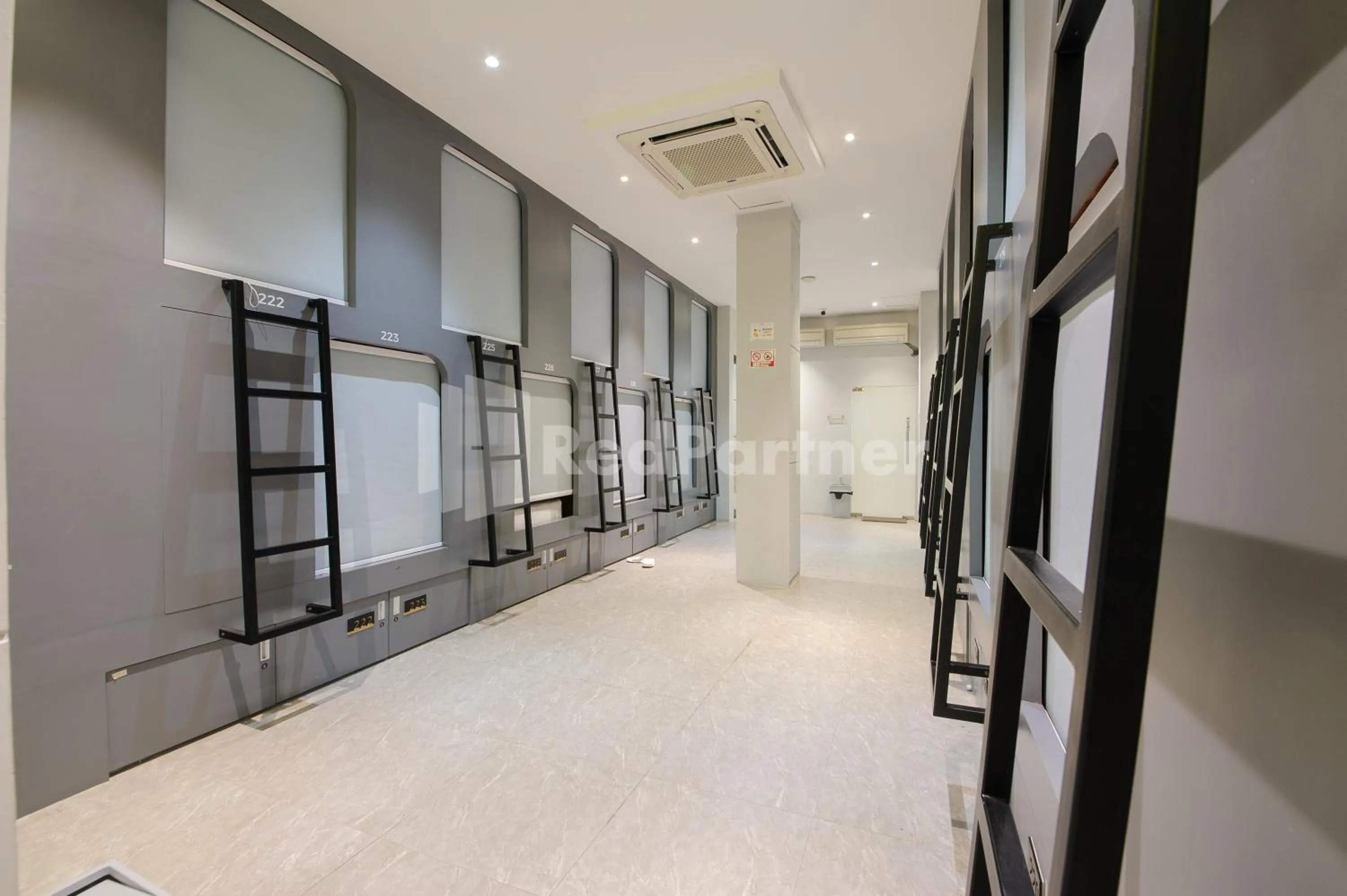 Other in Ketje Luxury Capsule Mitra RedDoorz