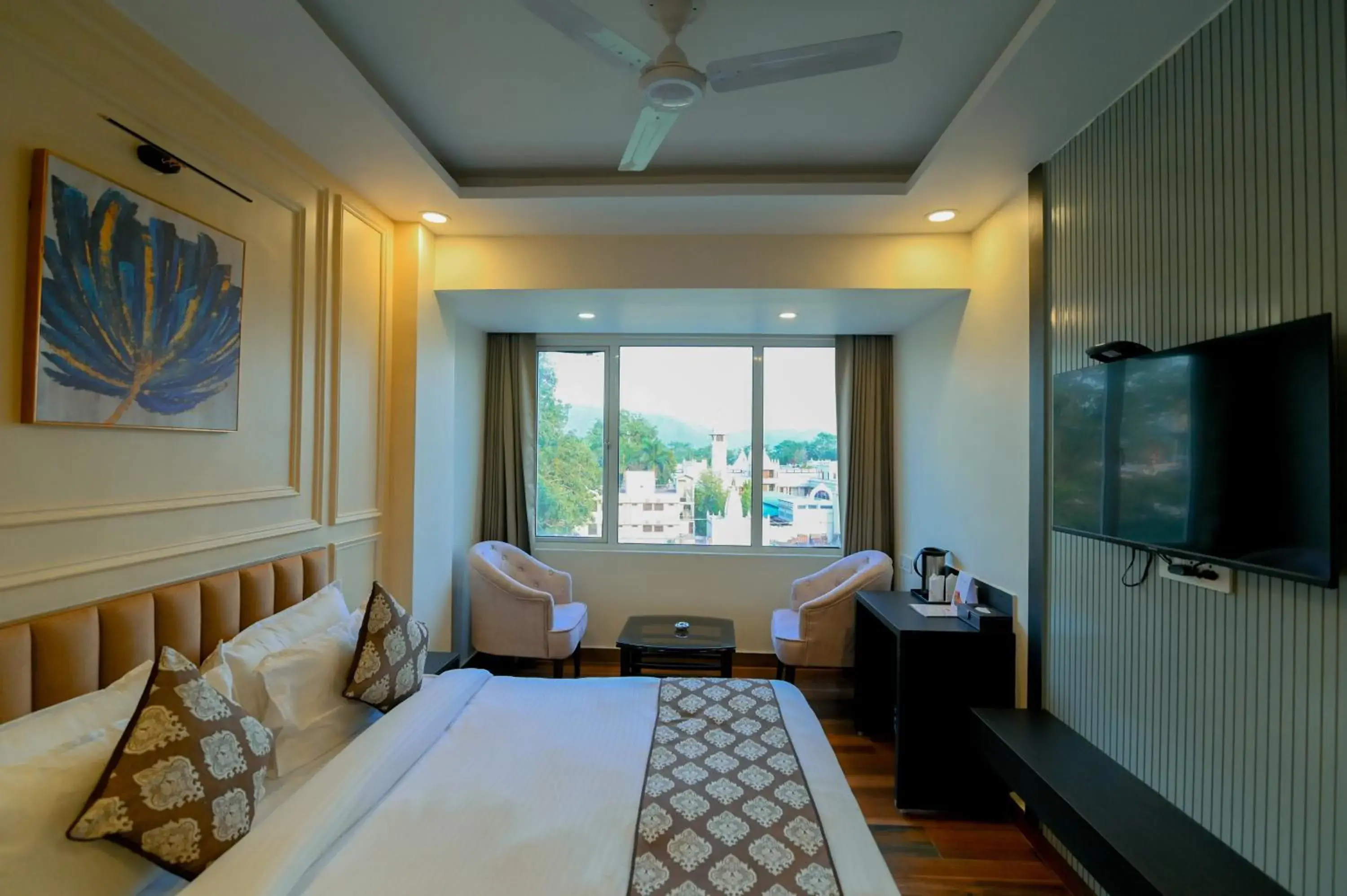 Photo of the whole room, Bed in Hotel Swagat Suites Photo of the whole room, Bed in Hotel Swagat Suites