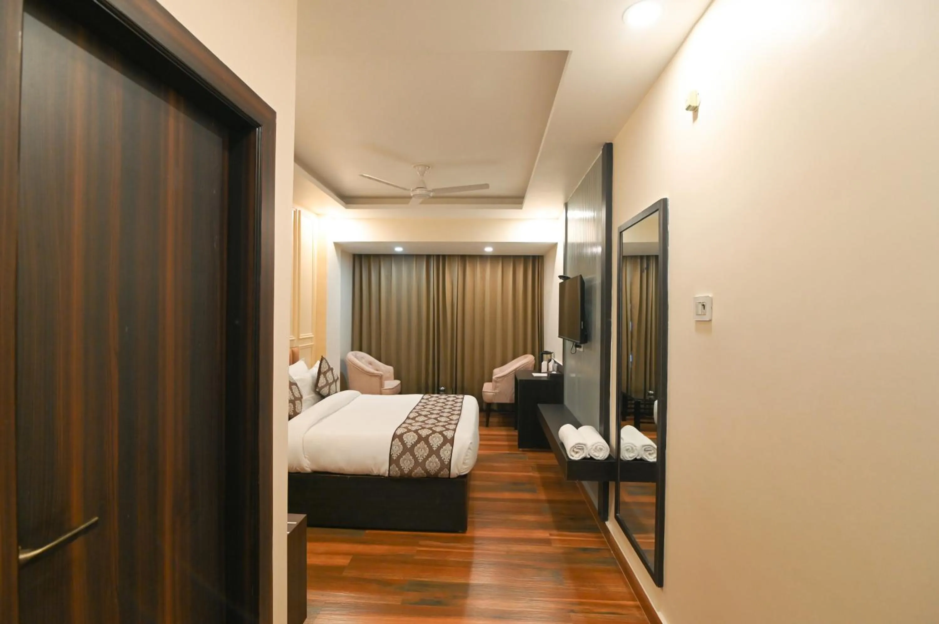 Photo of the whole room, Bed in Hotel Swagat Suites