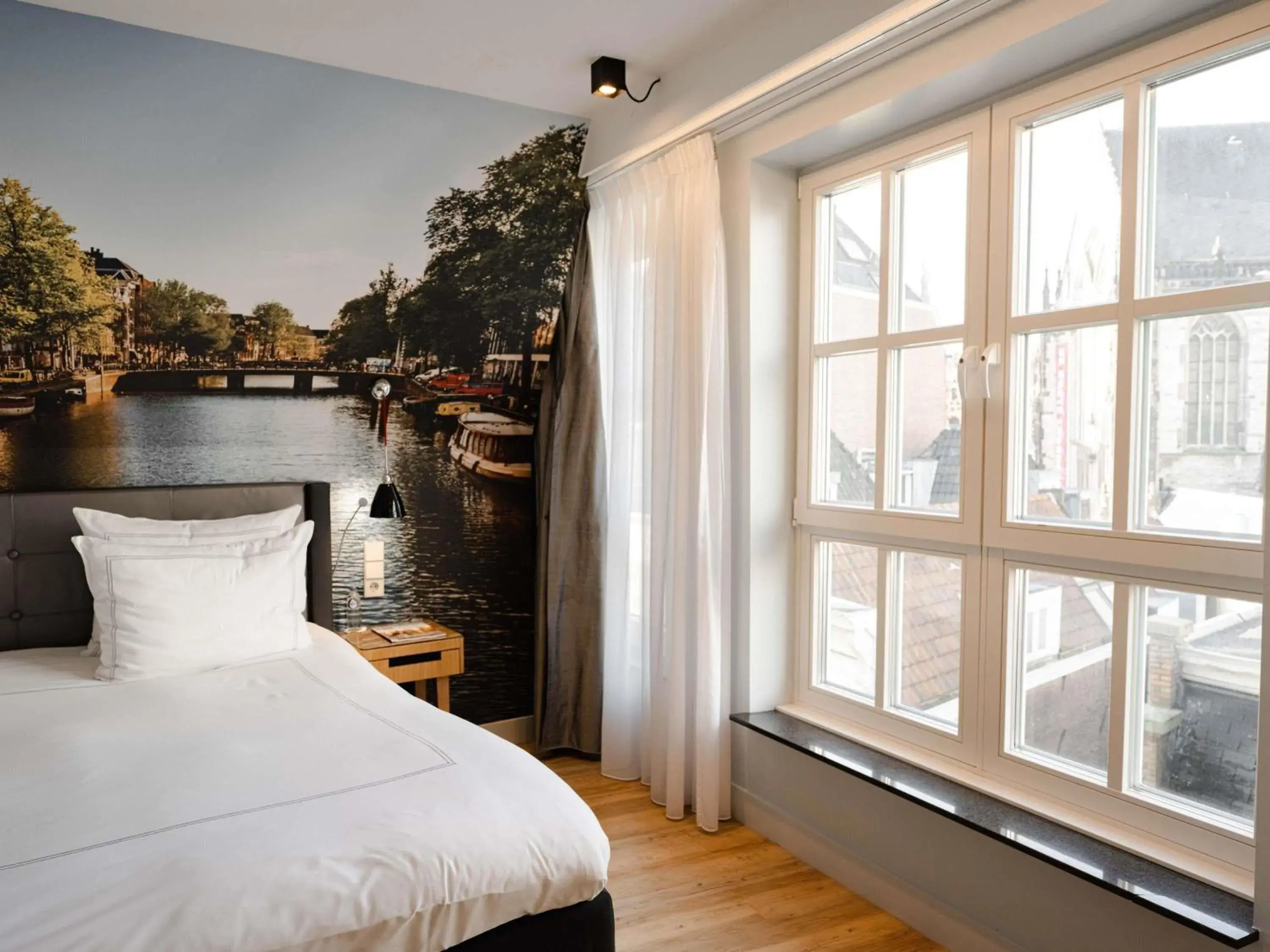 Bedroom, Bed in Swissôtel Amsterdam Bedroom, Bed in Swissôtel Amsterdam