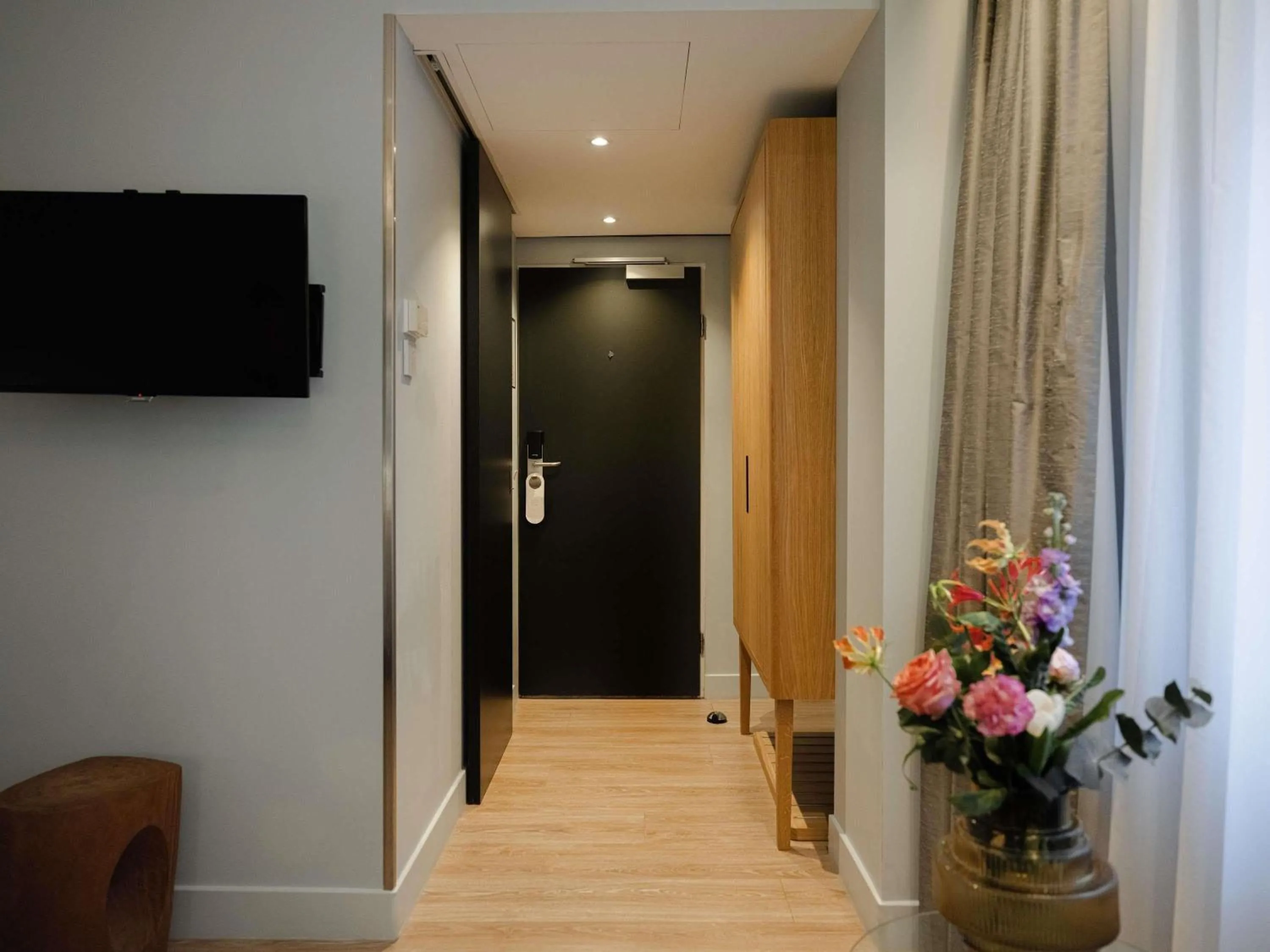 Bedroom in Swissôtel Amsterdam