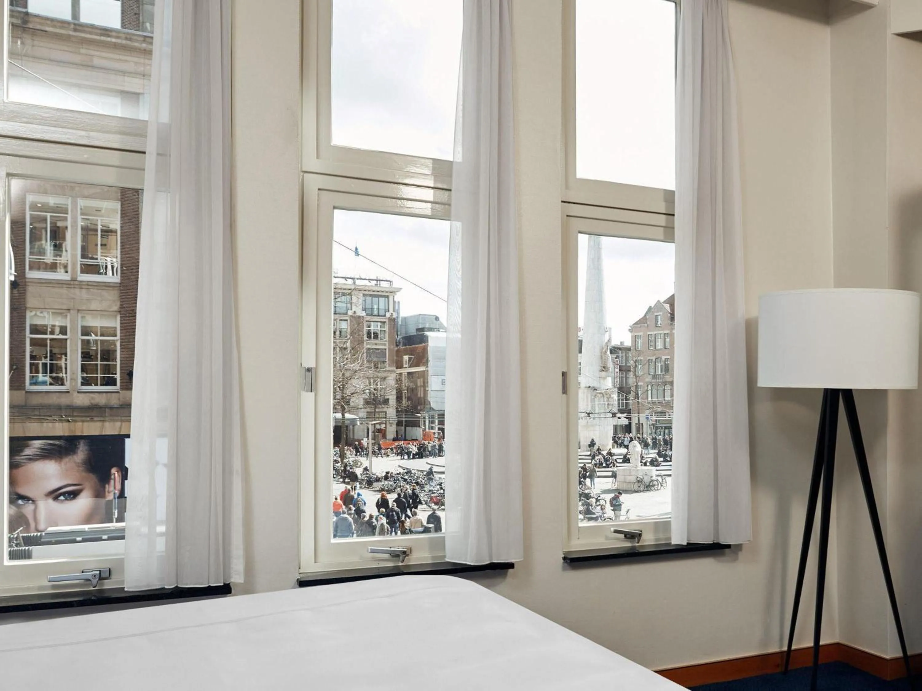 Bedroom, Bed in Swissôtel Amsterdam