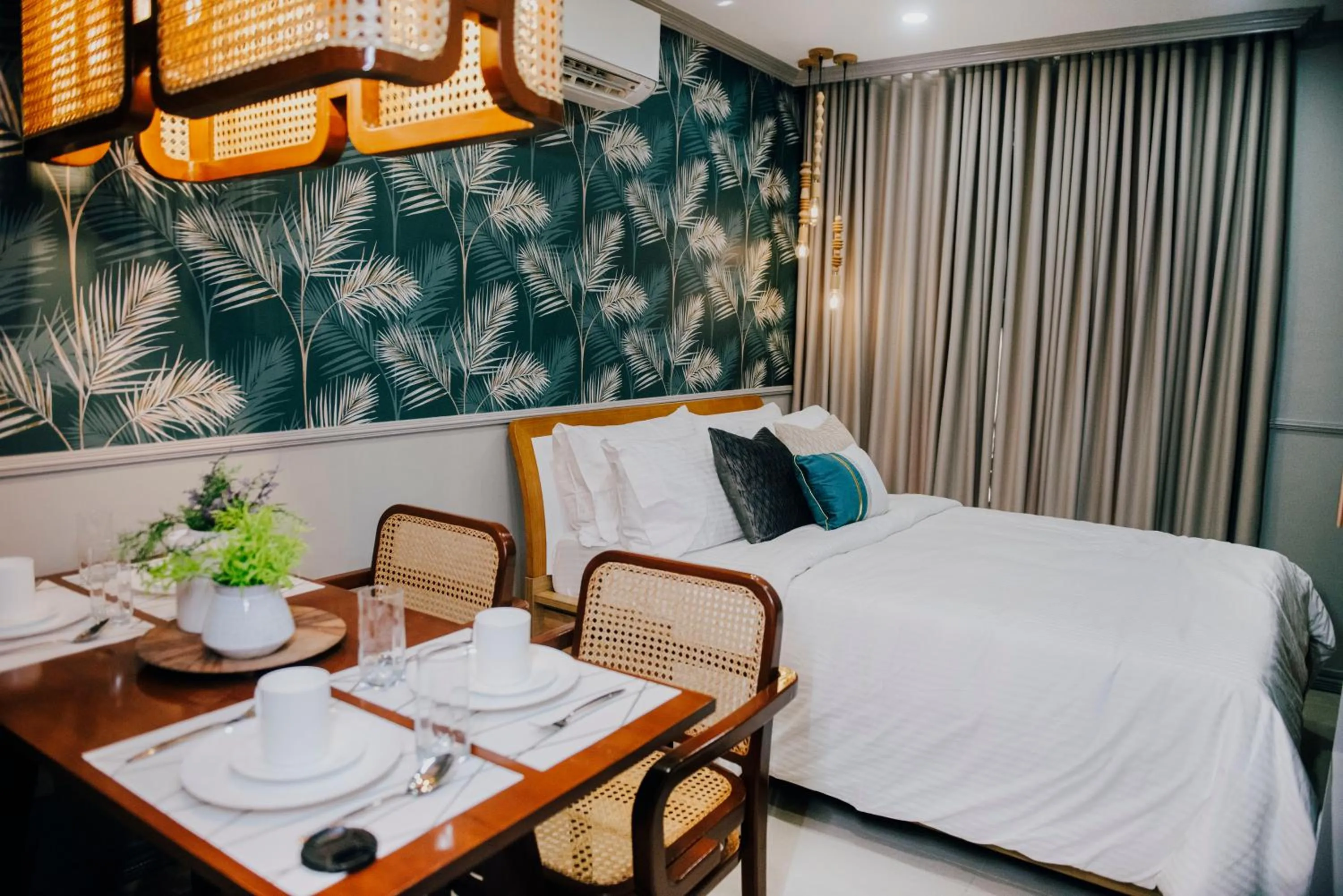 Photo of the whole room, Bed in 503 One Pontefino Towers