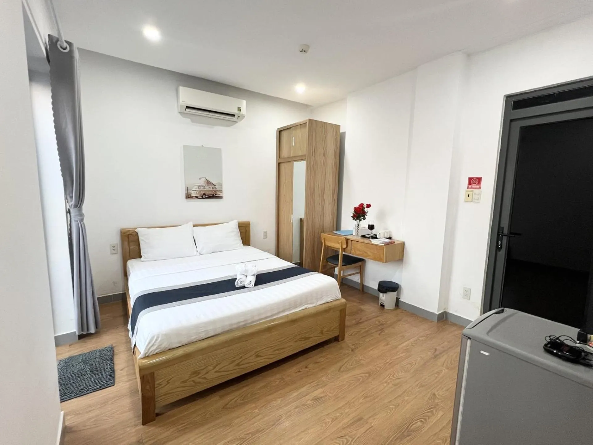 Photo of the whole room, Bed in Home Away Minh Khai - Serviced Apartment