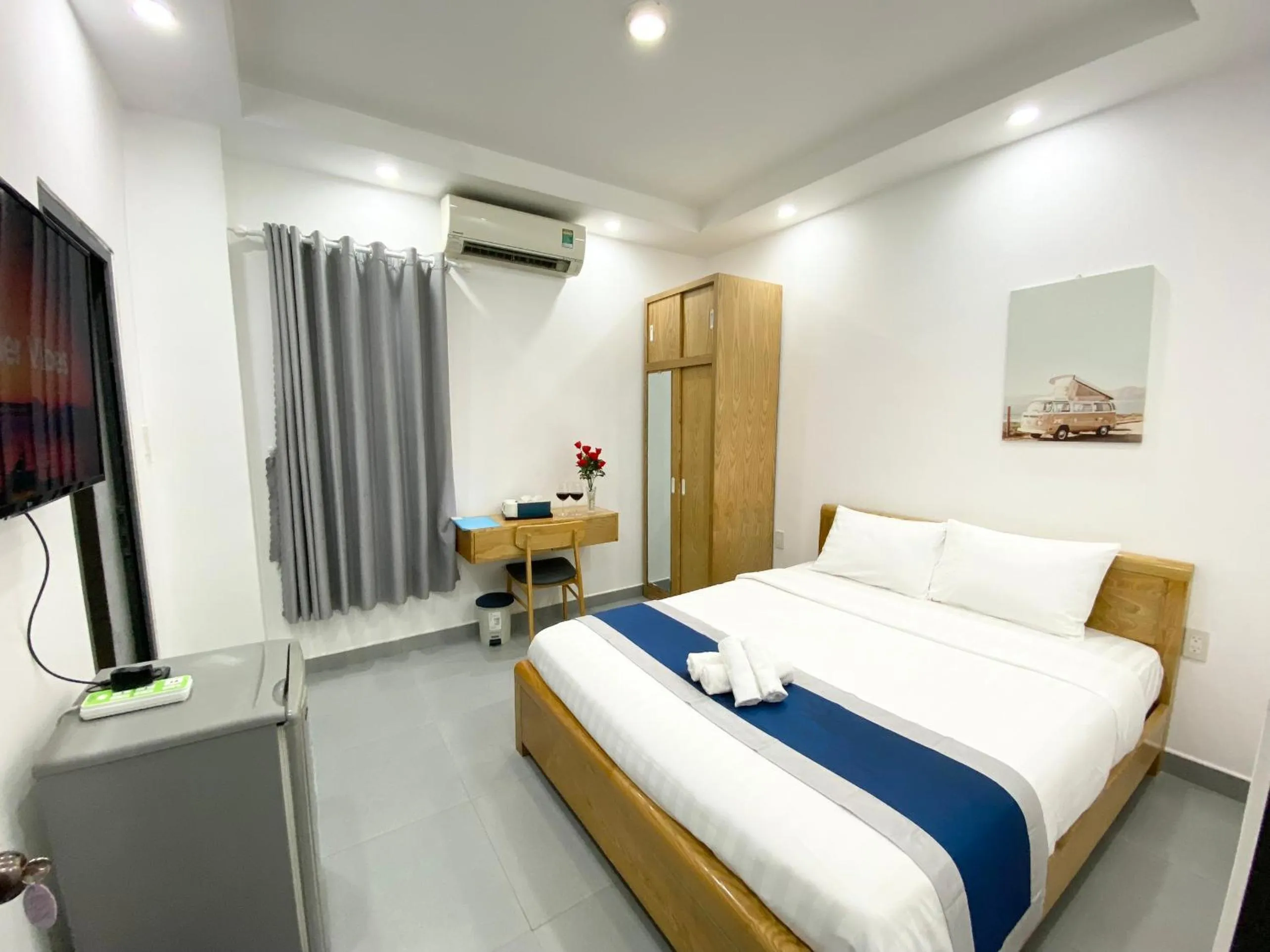 Photo of the whole room, Bed in Home Away Minh Khai - Serviced Apartment
