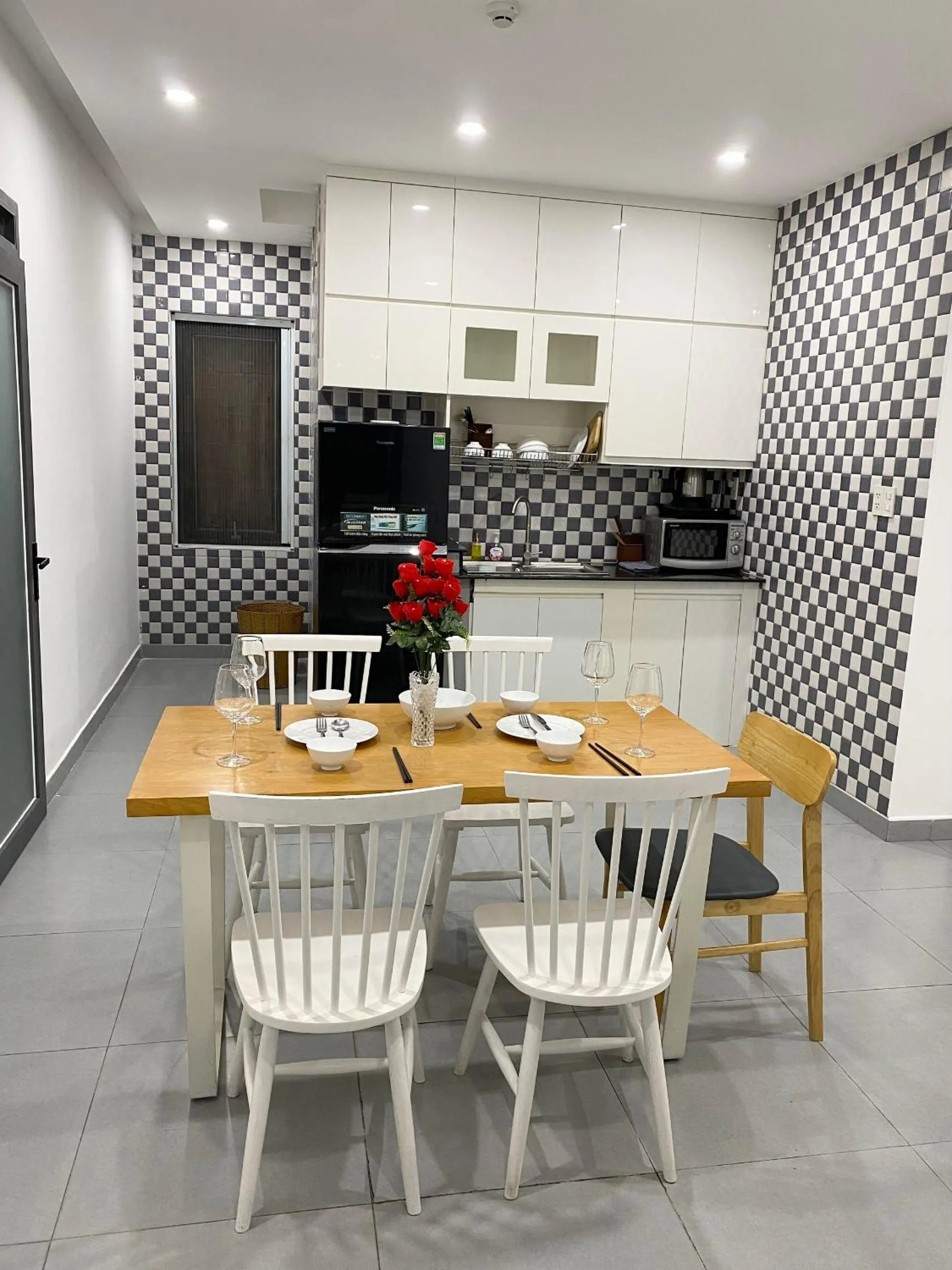 Kitchen or kitchenette in Home Away Minh Khai - Serviced Apartment