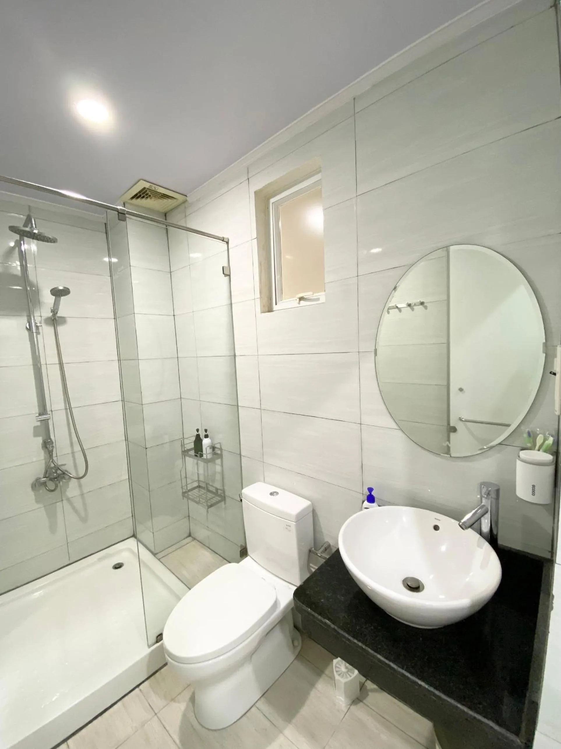 Shower in Home Away Minh Khai - Serviced Apartment