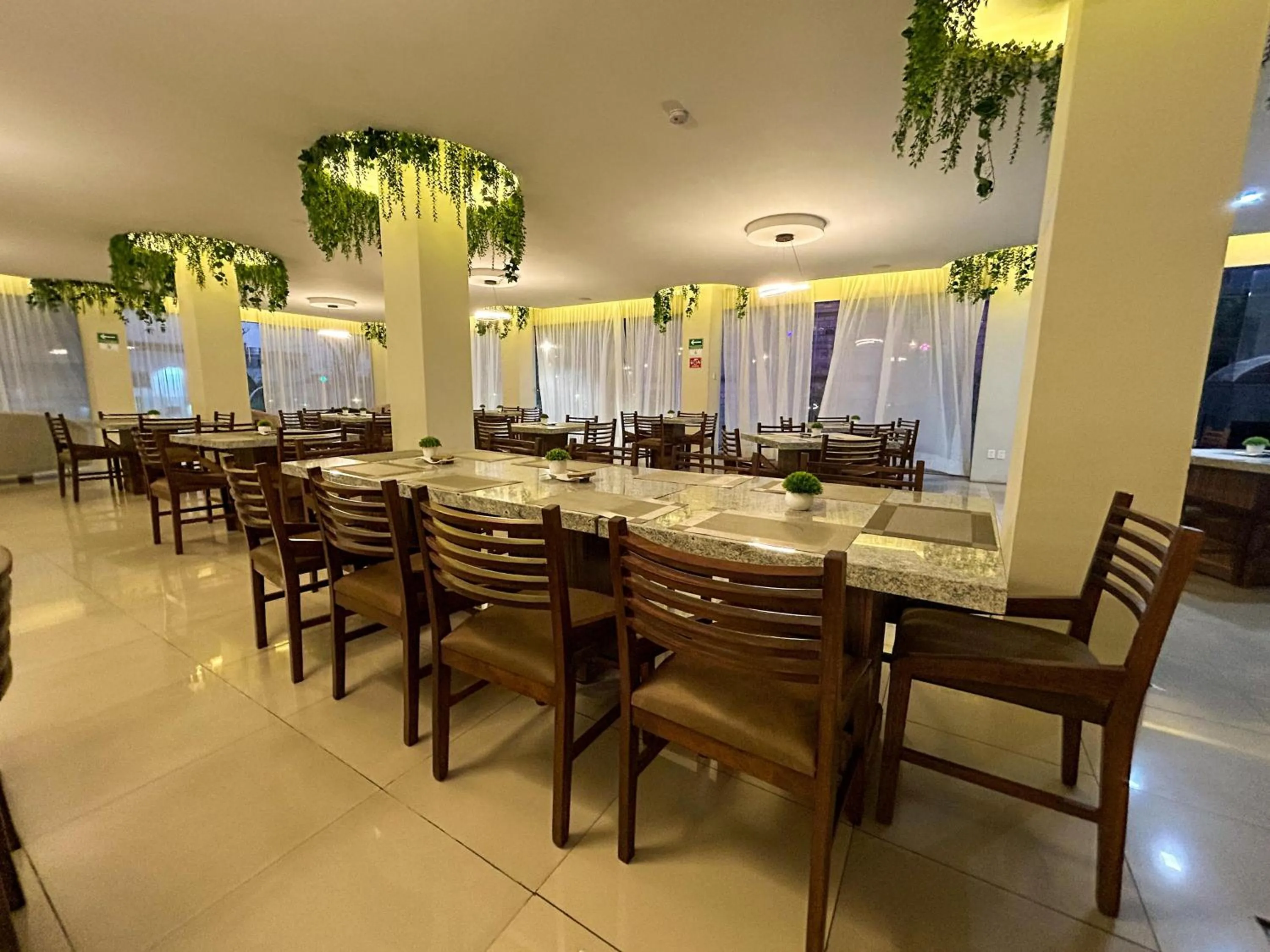 Restaurant/places to eat in HVH by Yaxché