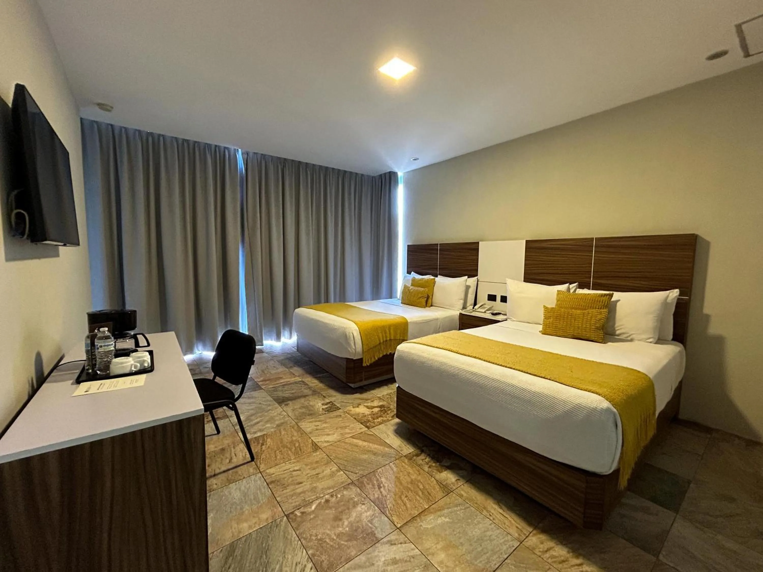 Bed in HVH by Yaxché