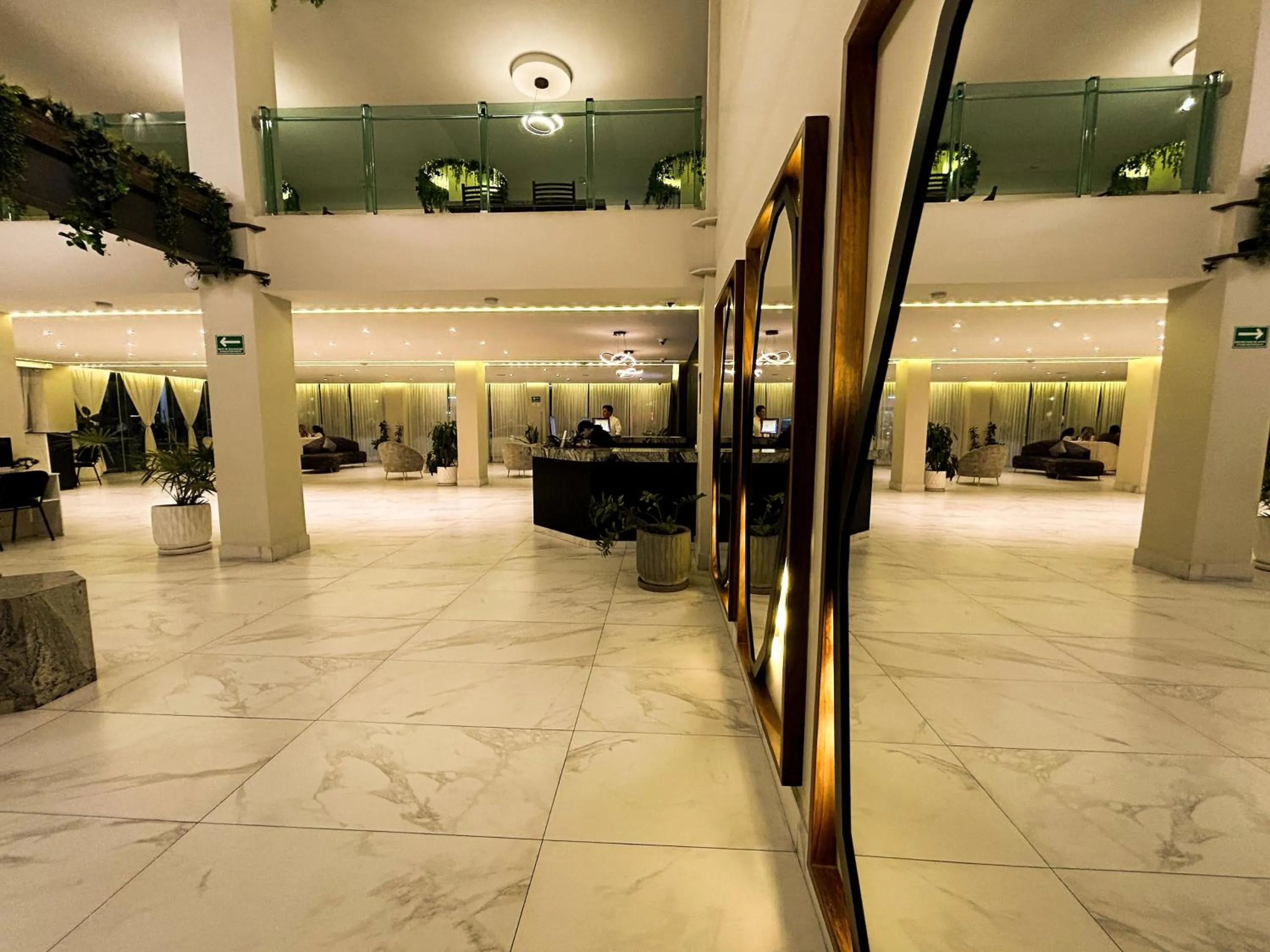 Lobby or reception in HVH by Yaxché