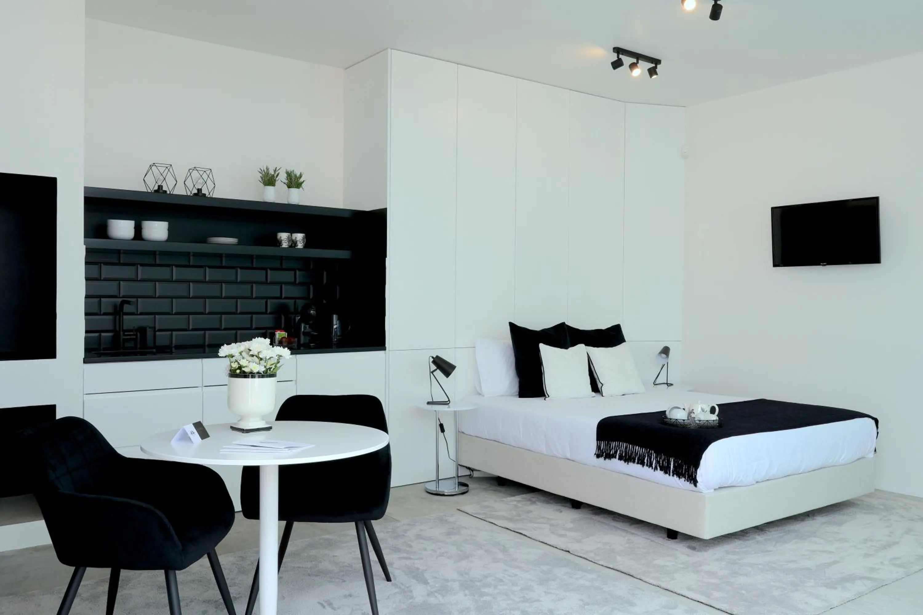 Condessa Home