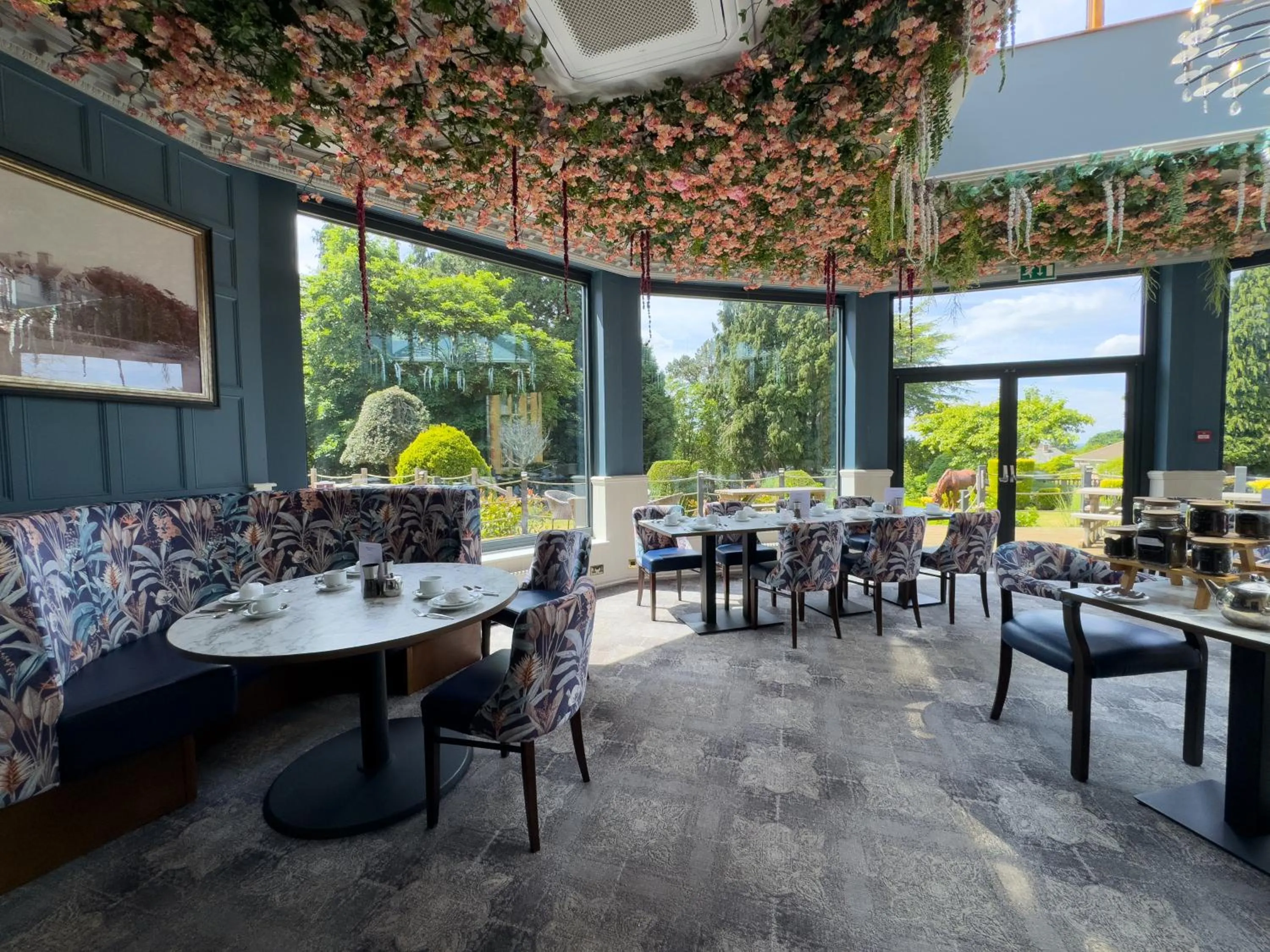 Restaurant/places to eat in The Mount Country Manor Hotel & Golf Wolverhampton