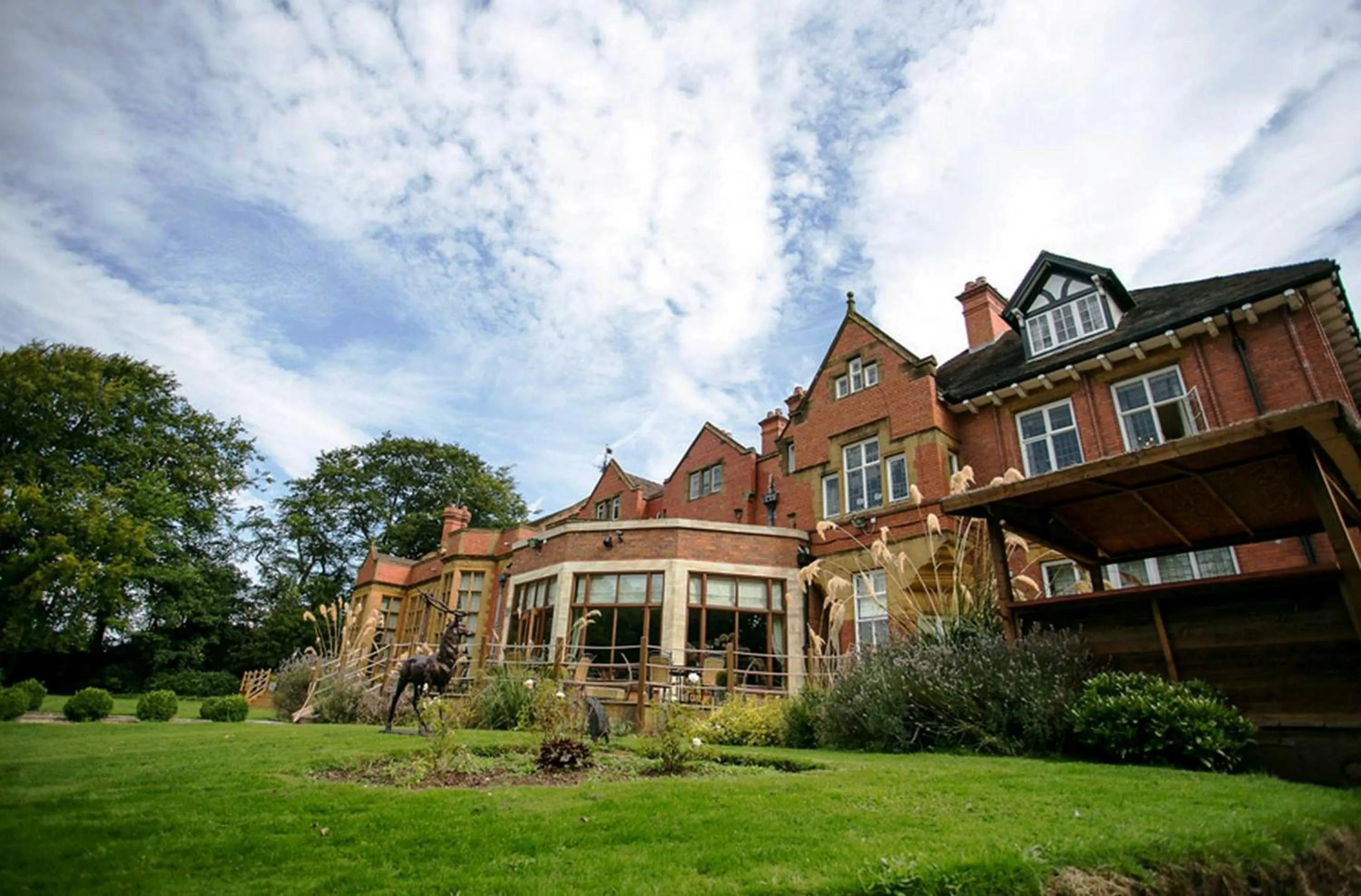 Property building in The Mount Country Manor Hotel & Golf Wolverhampton
