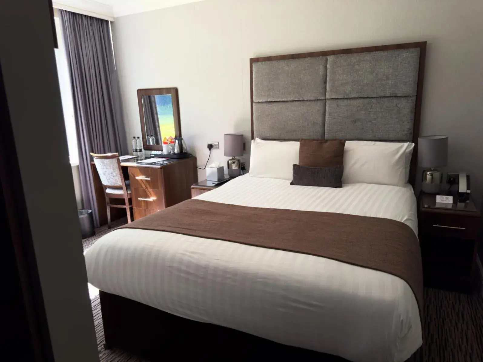 Bedroom, Bed in The Mount Country Manor Hotel & Golf Wolverhampton Bedroom, Bed in The Mount Country Manor Hotel & Golf Wolverhampton