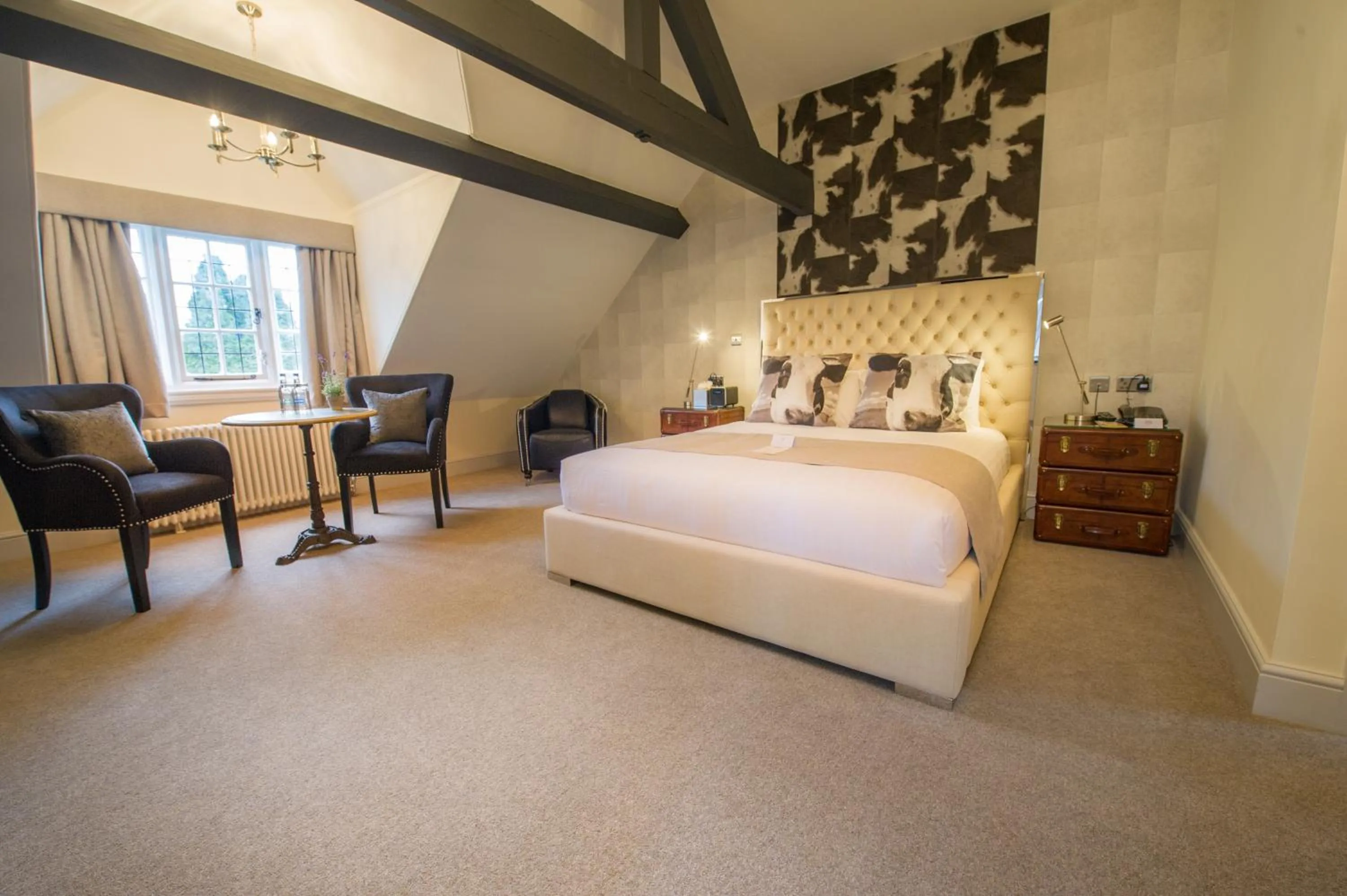 Bedroom, Bed in The Mount Country Manor Hotel & Golf Wolverhampton