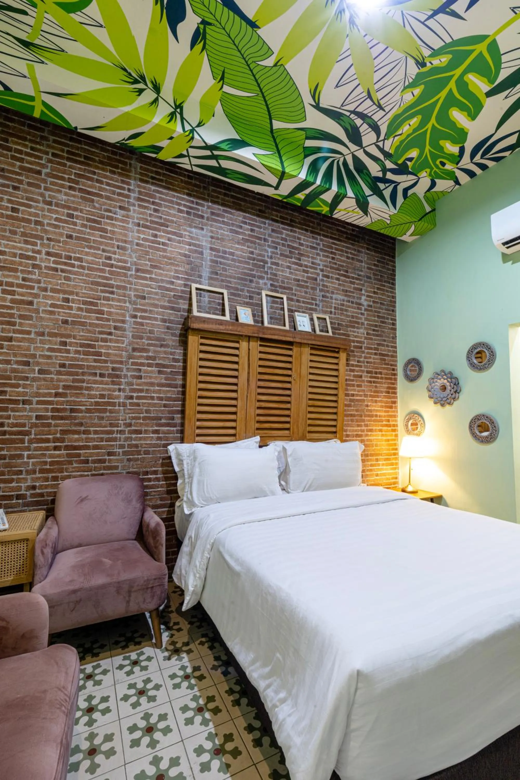 Bathroom, Bed in BELVA huis