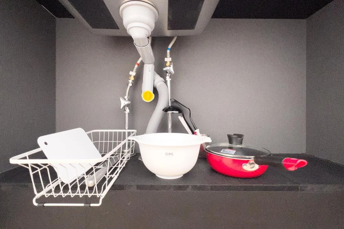 Kitchen or kitchenette in trias540