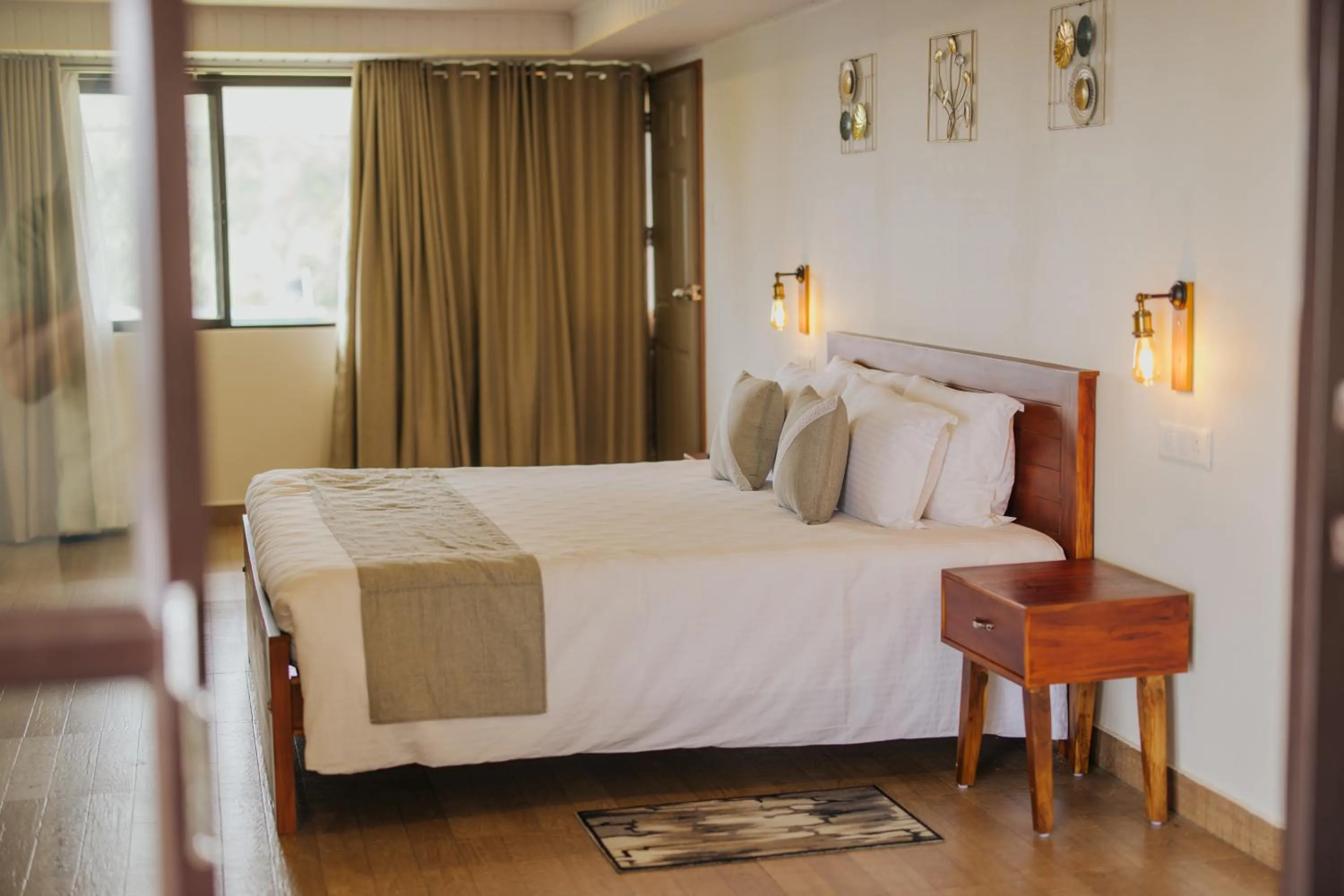 Bed in Misty Courtyard Resort