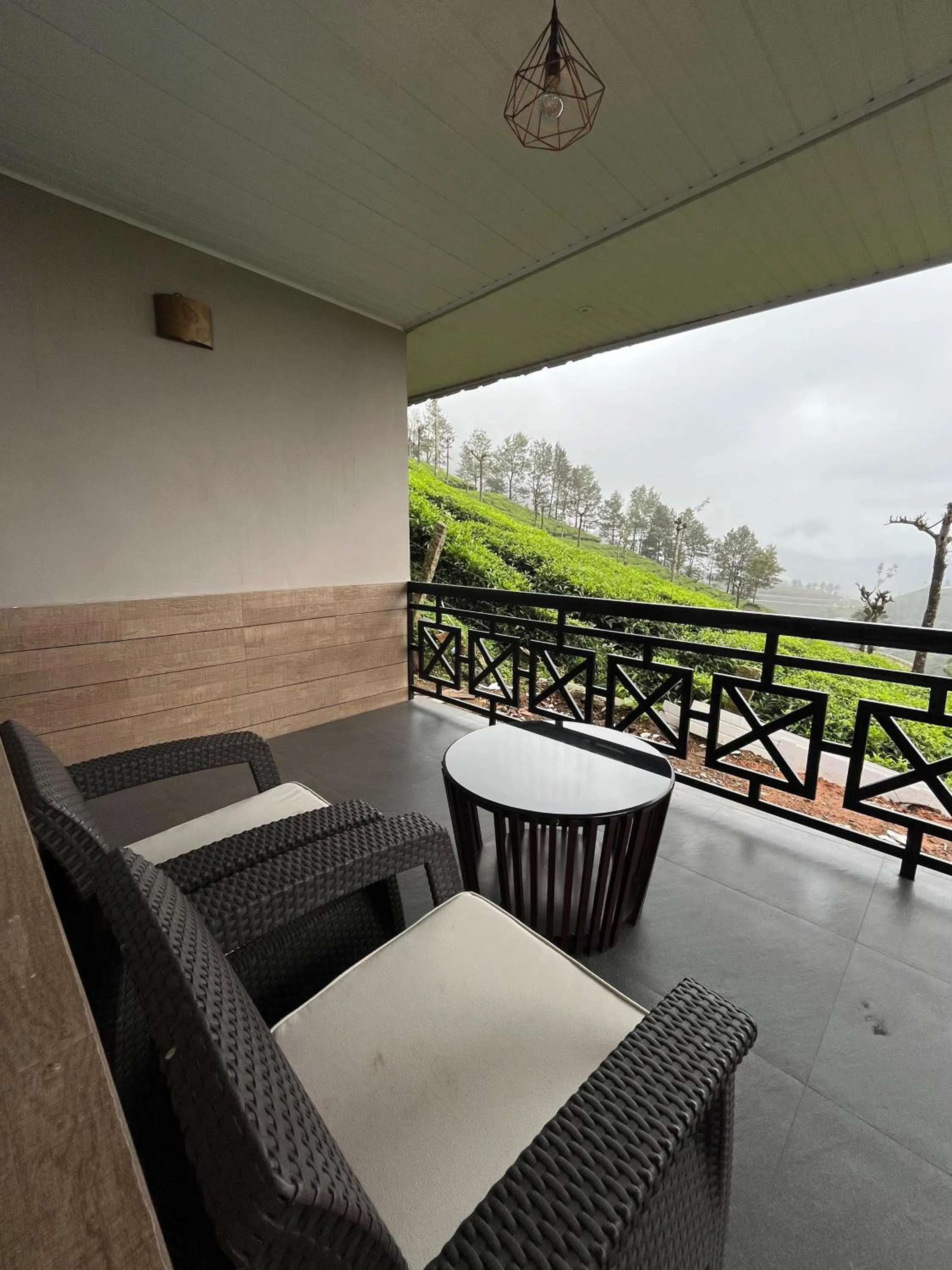 Day in Misty Courtyard Resort