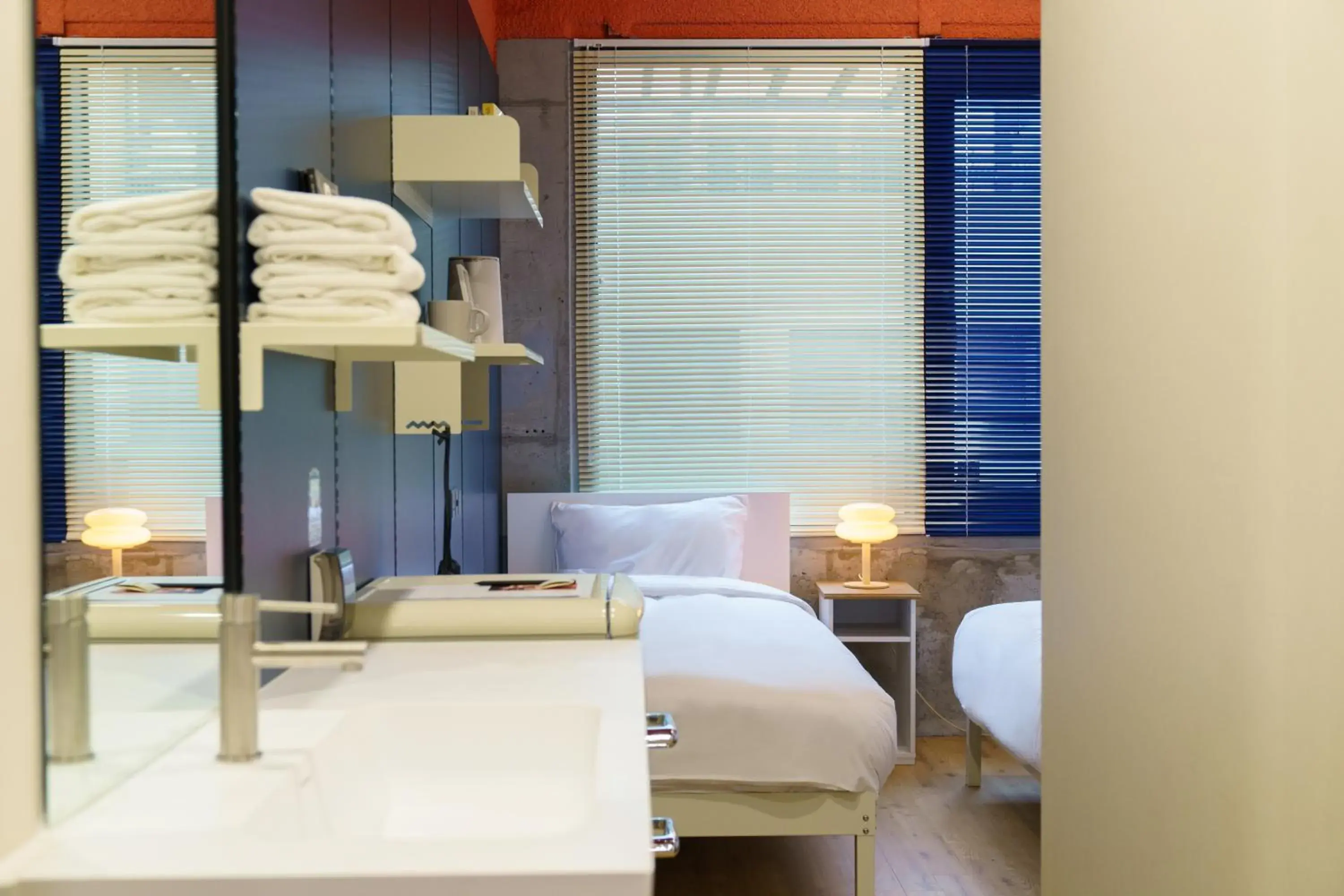 Superior Twin in Local Stitch Creator Town Seogyo Superior Twin in Local Stitch Creator Town Seogyo