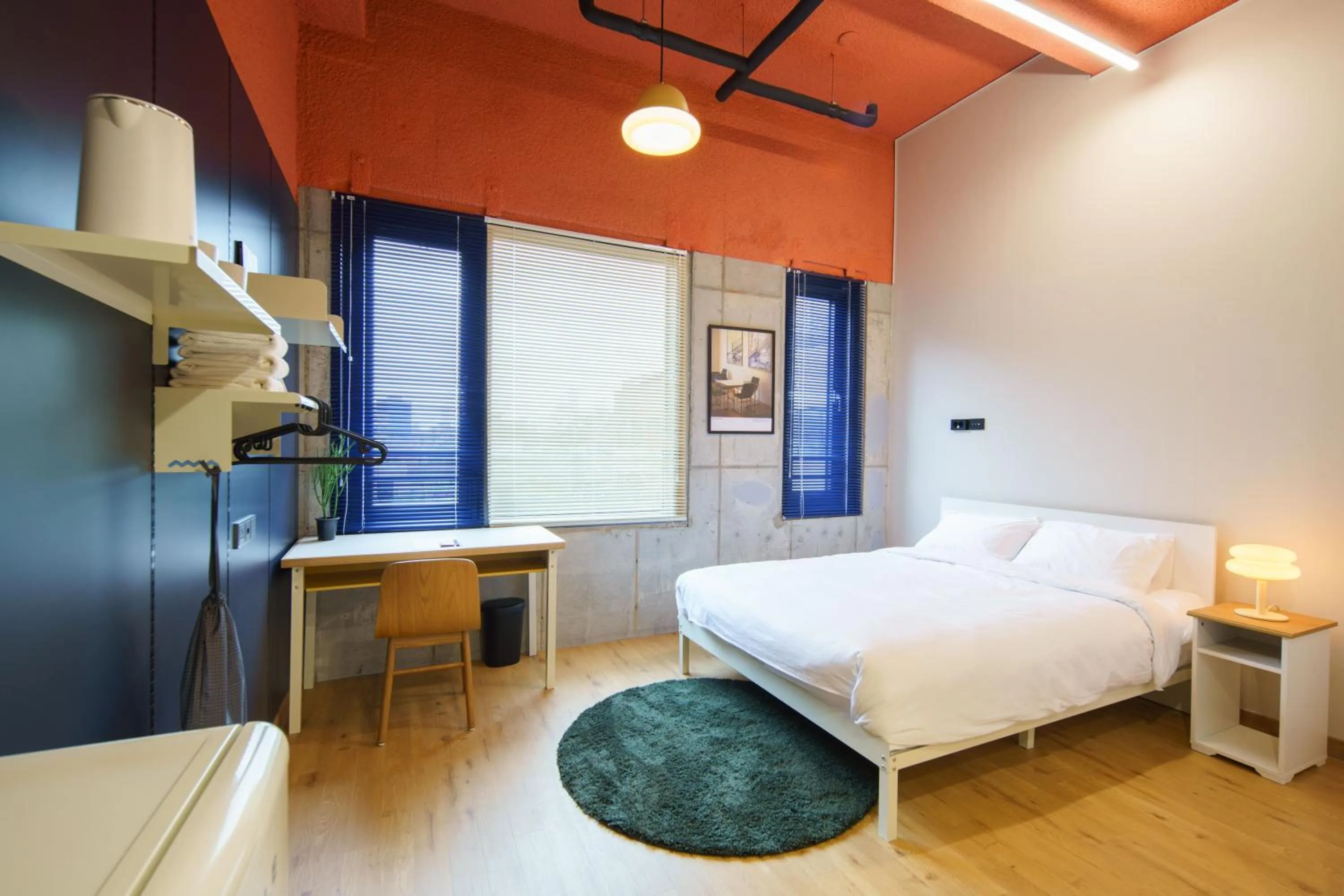 Property building, Bed in Local Stitch Creator Town Seogyo
