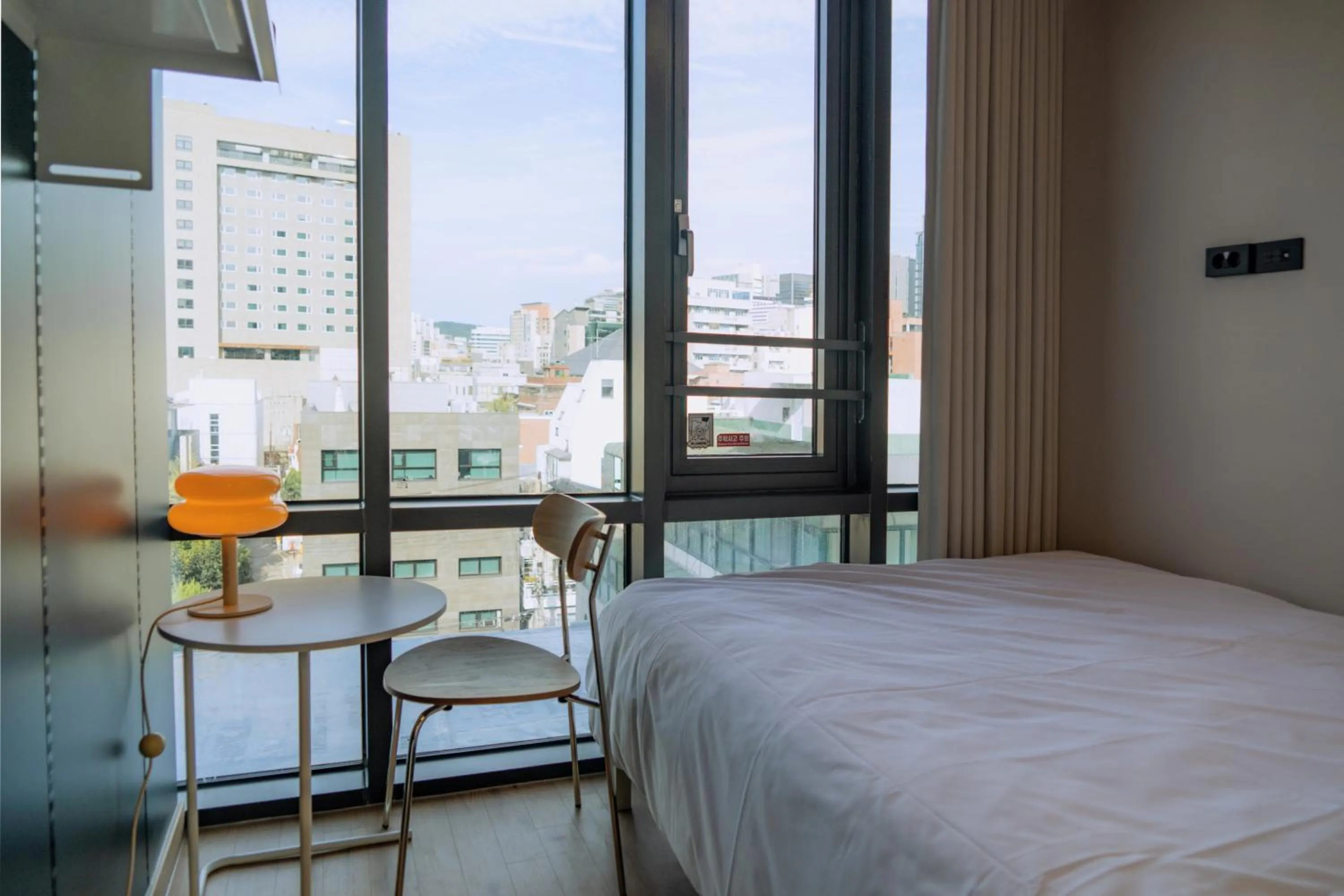 Photo of the whole room, Bed in Local Stitch Creator Town Seogyo