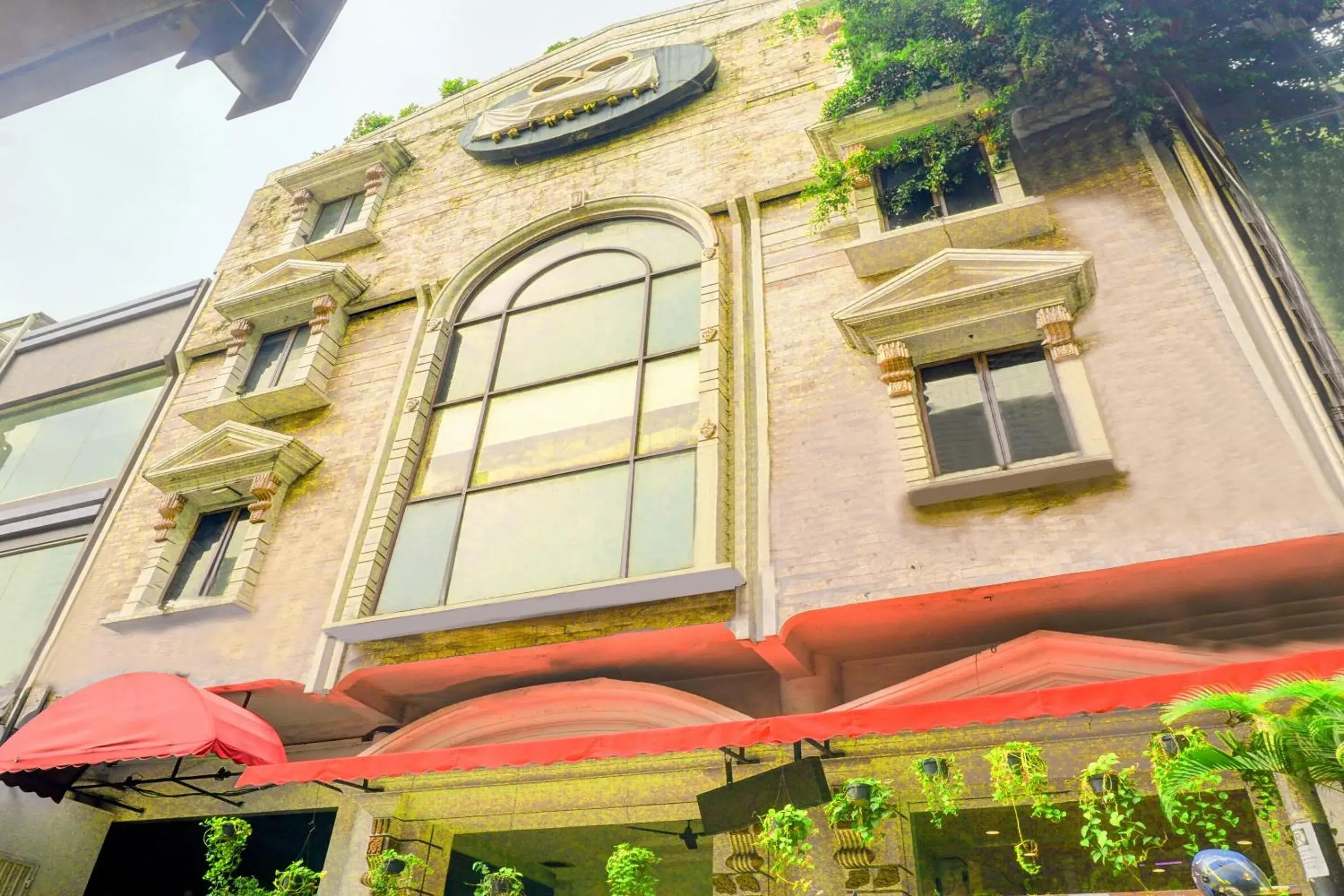 Facade/entrance in Hotel O Townhouse Oak Grand Orienchi Facade/entrance in Hotel O Townhouse Oak Grand Orienchi