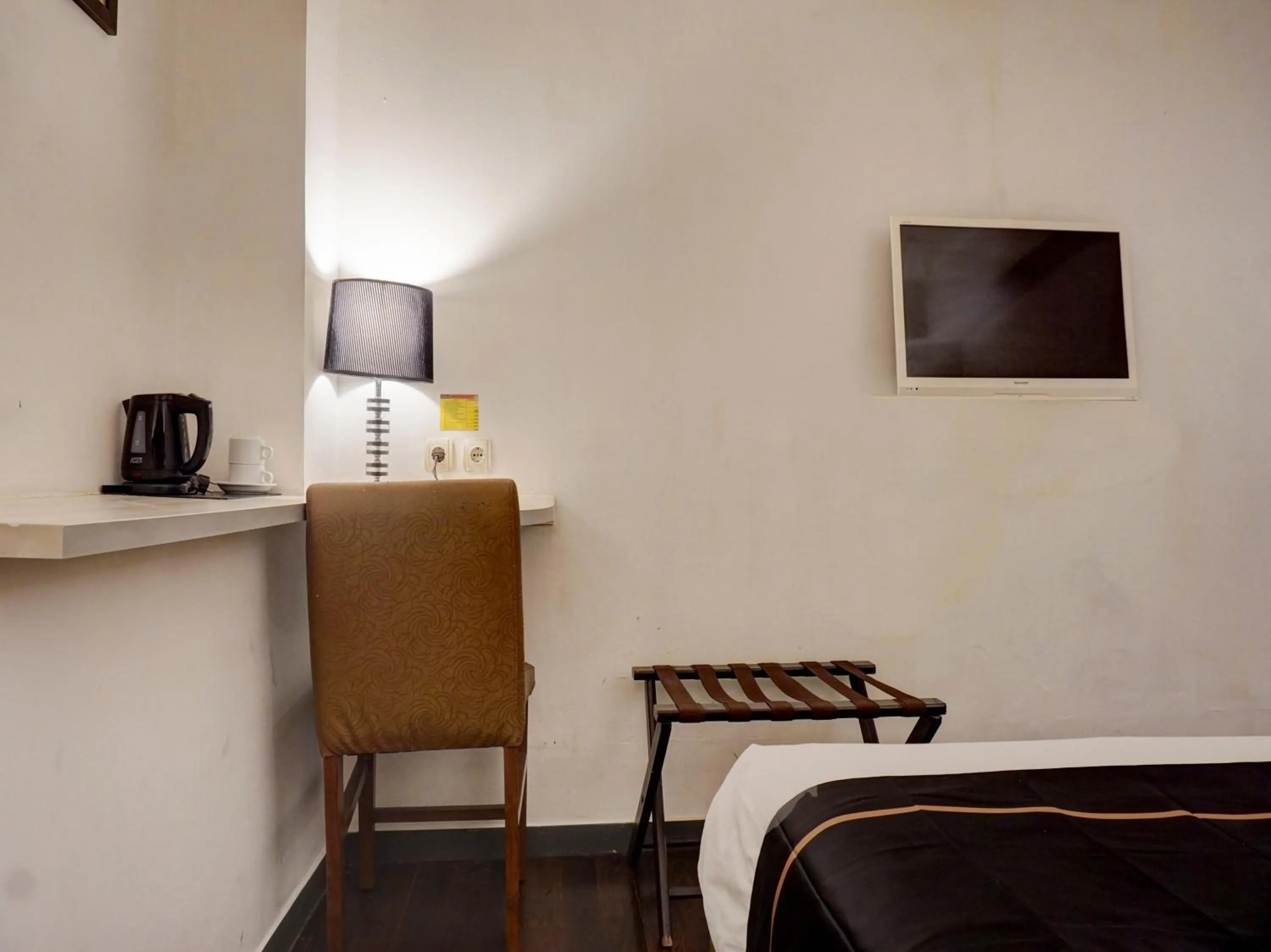 Bedroom, Bed in Hotel O Townhouse Oak Grand Orienchi