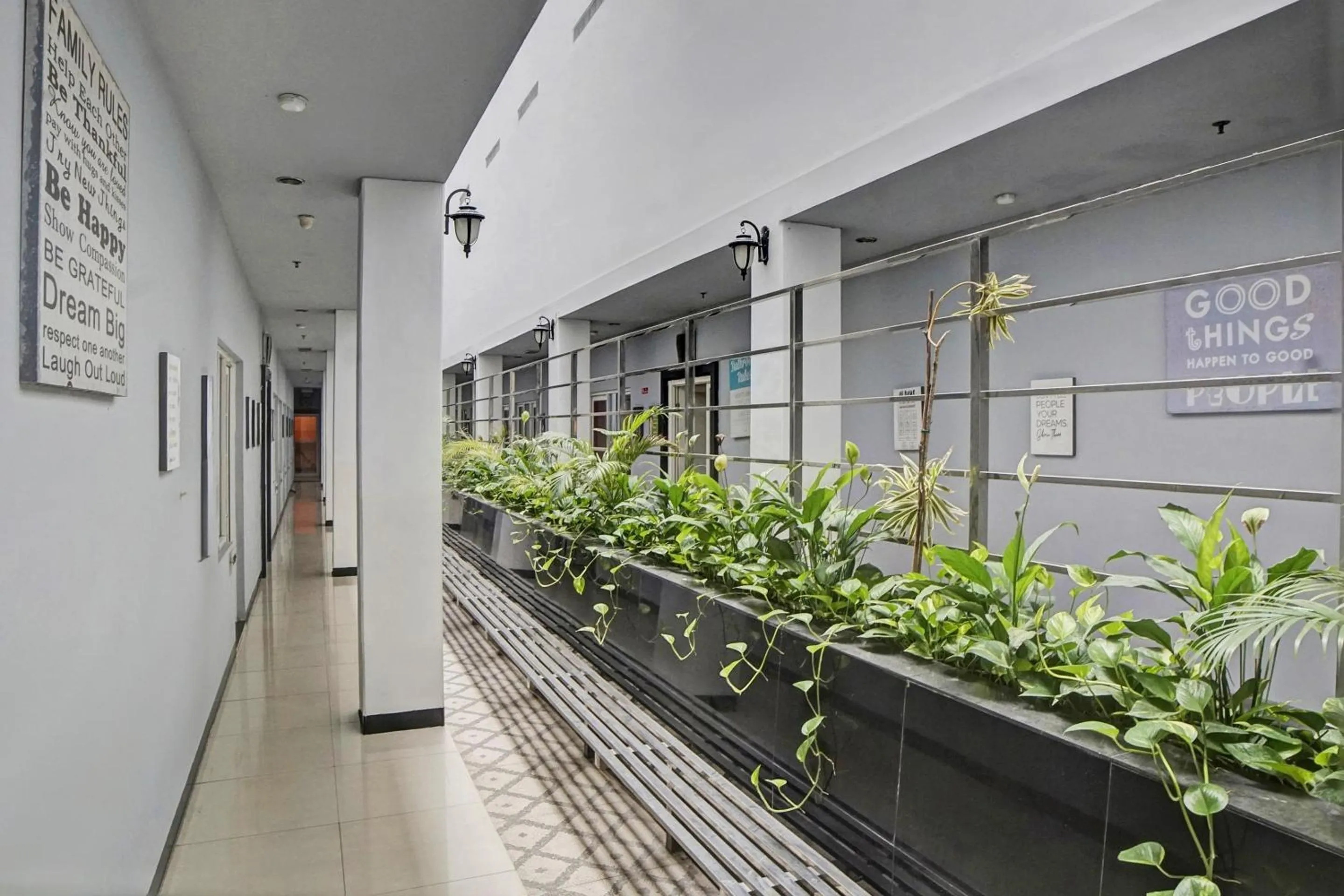 Lobby or reception in Hotel O Finest House Near Amplas Bus Terminal