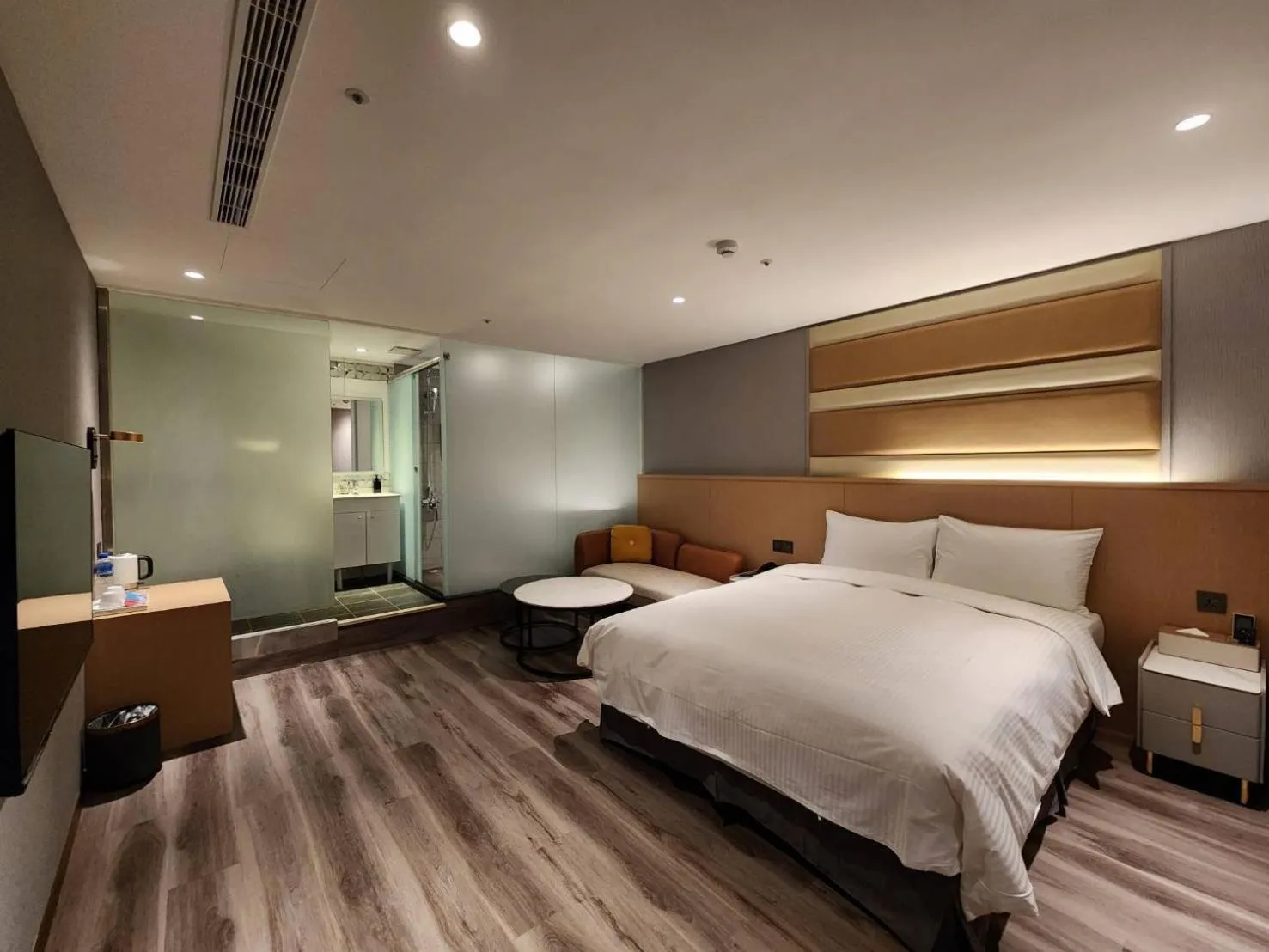 Photo of the whole room, Bed in Fun Stay Inn Ximen