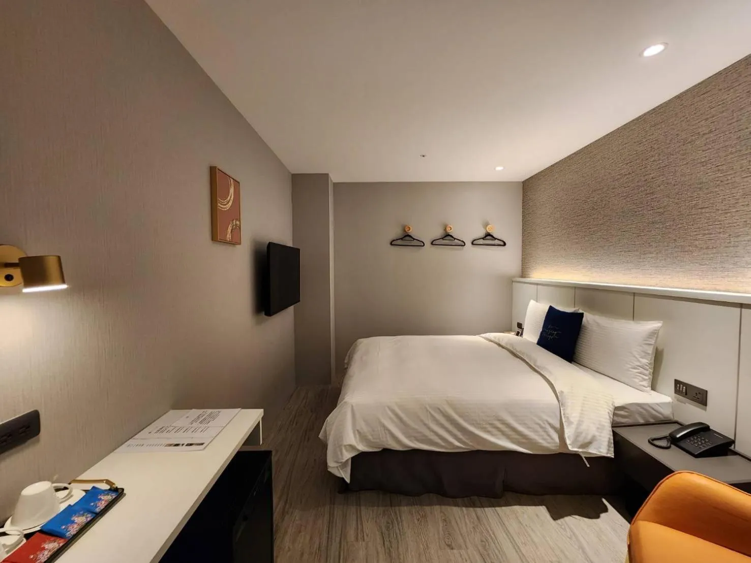 Photo of the whole room, Bed in Fun Stay Inn Ximen