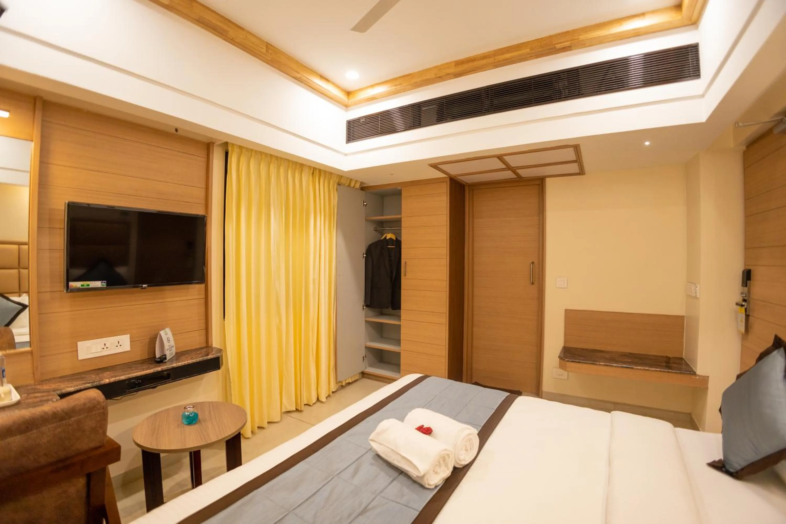 View (from property/room), Bed in Hotel Grand Sabarees